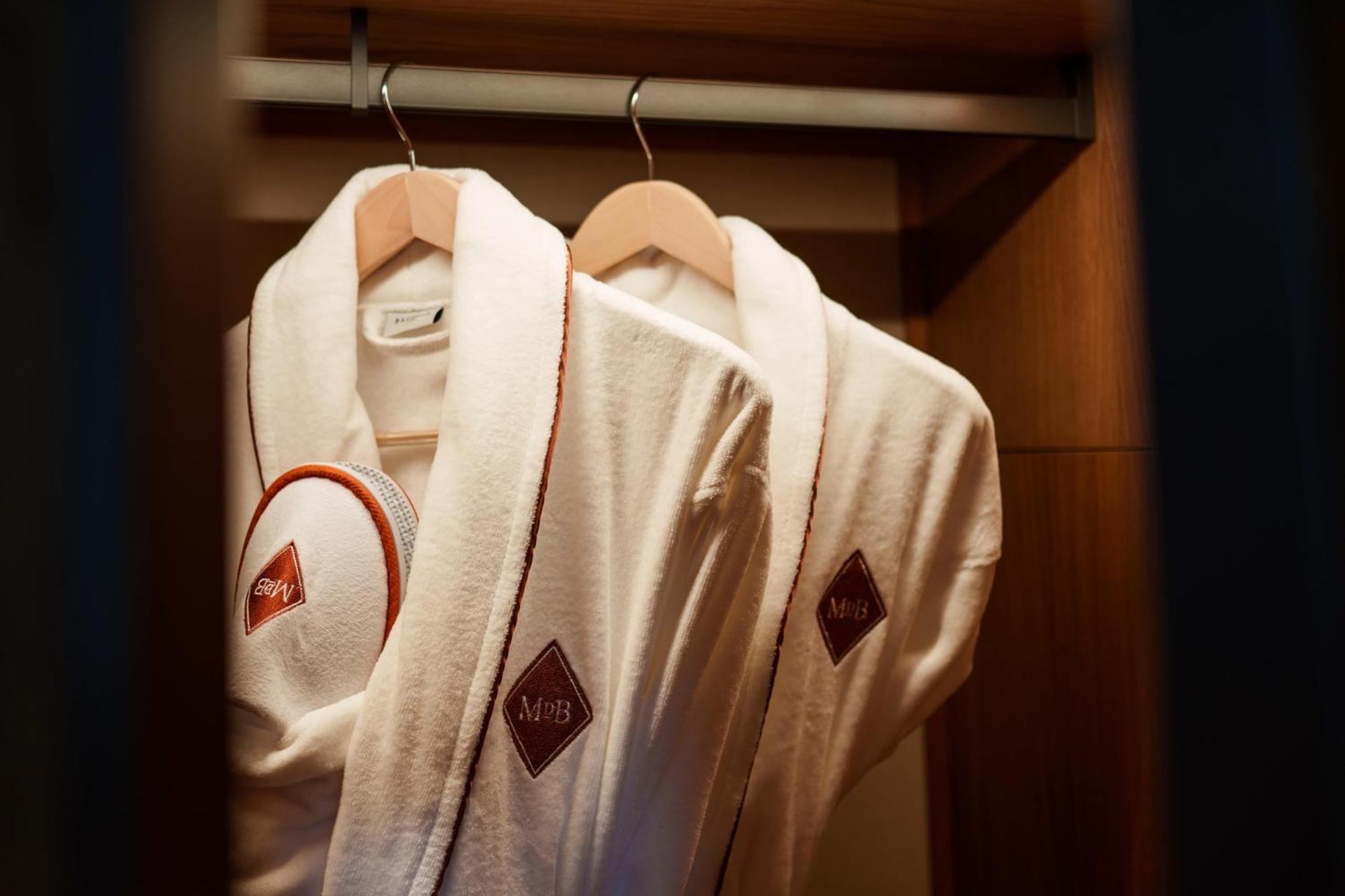 Junior Suite,1546027297:JPEG