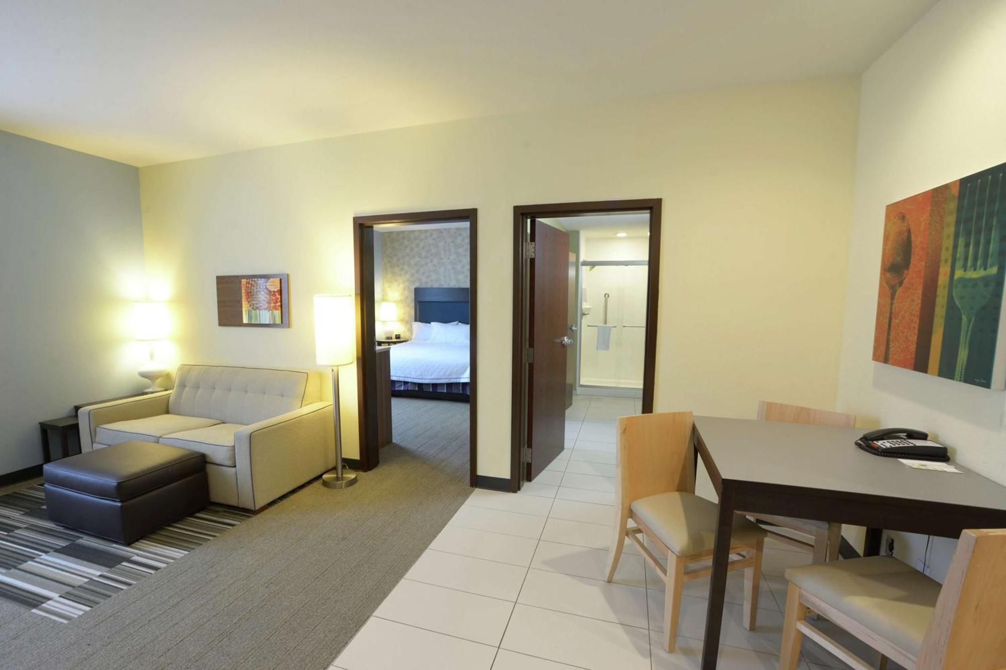 One-Bedroom King Suite Non-Smoking