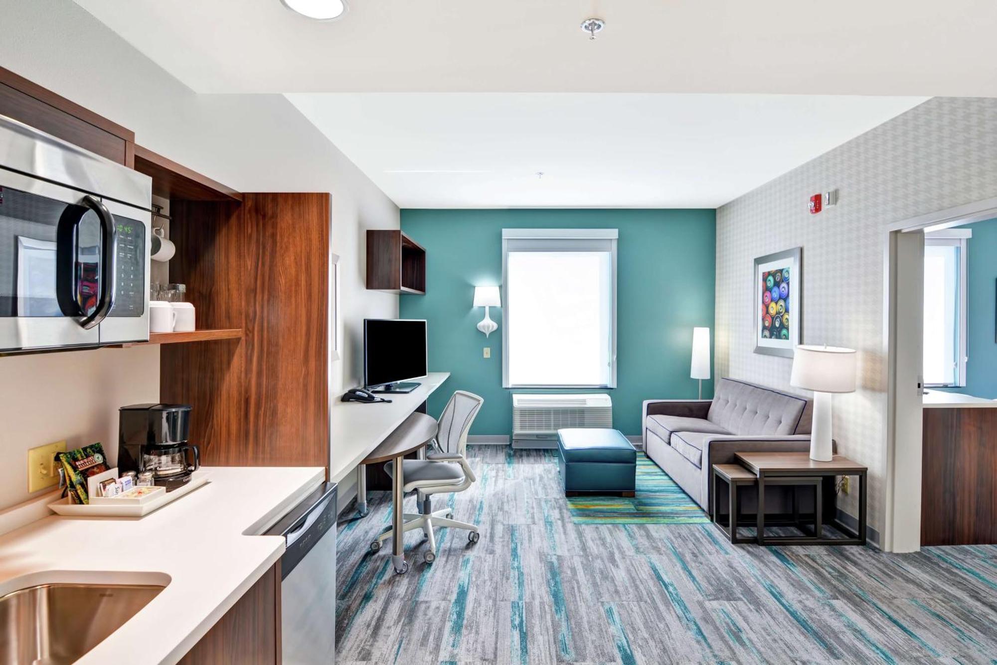 One-Bedroom King Suite Non-Smoking