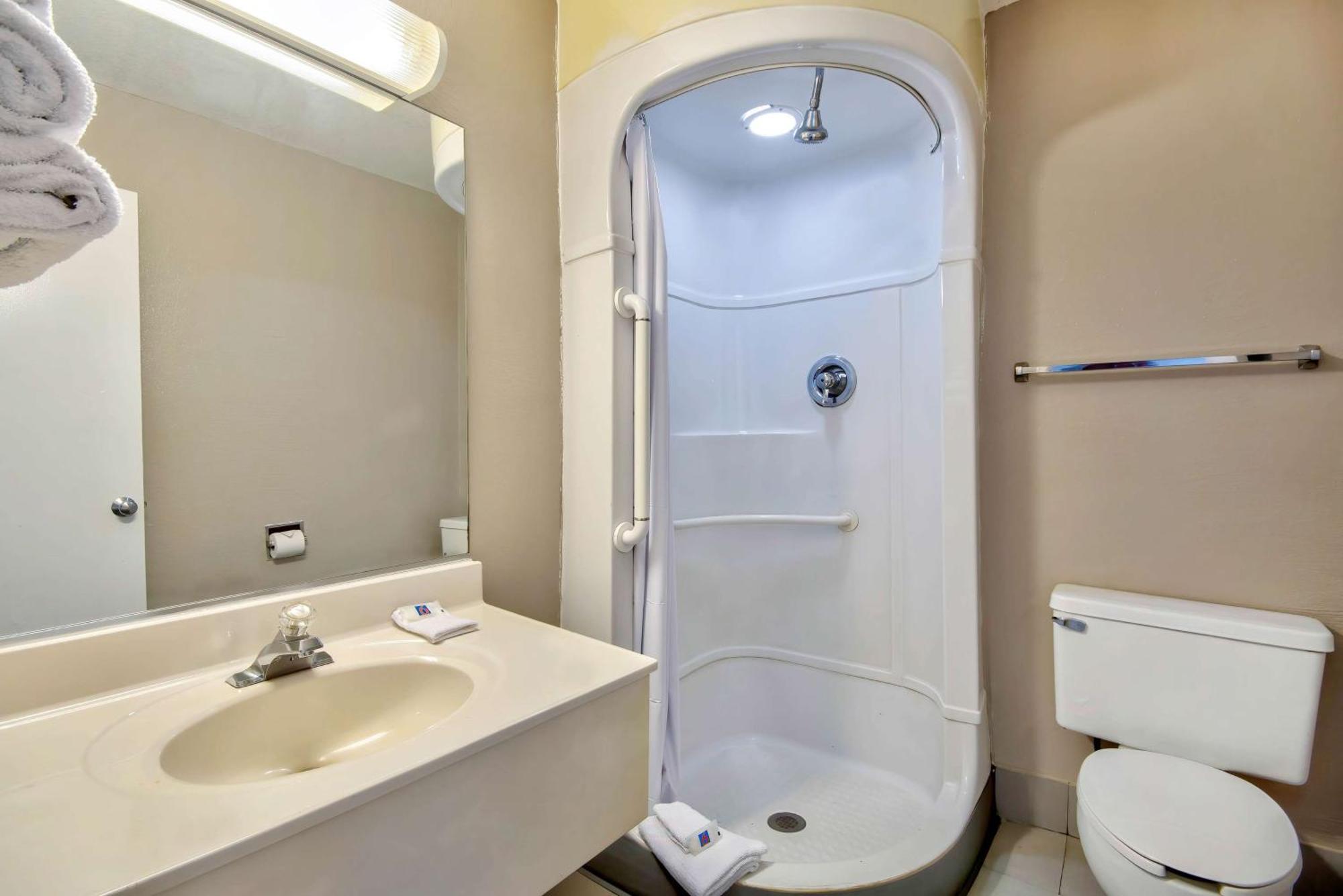 Quadruple Room Non-Smoking
