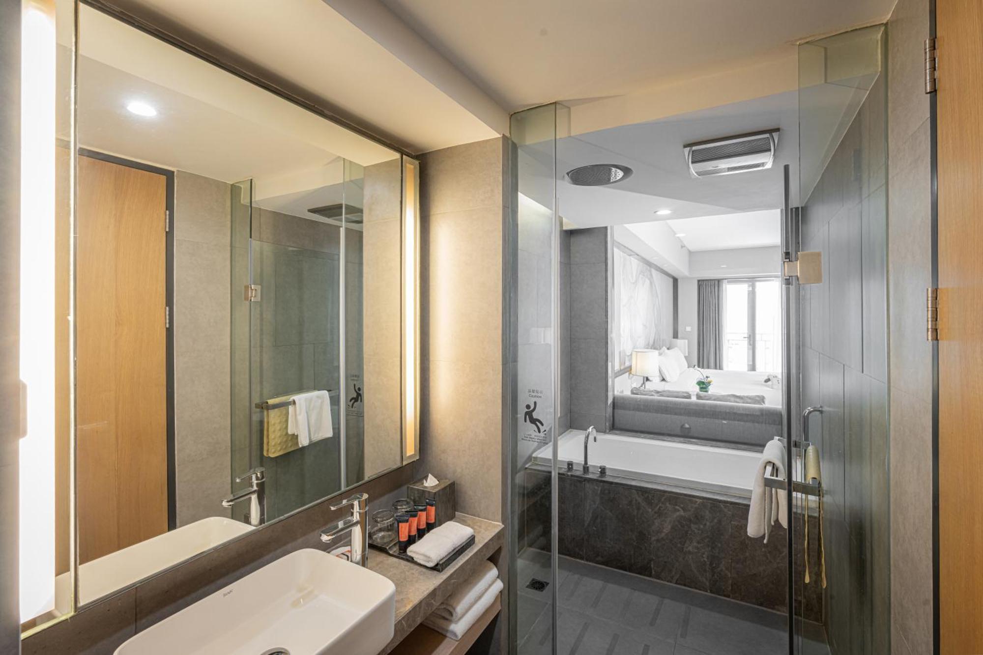 Executive Studio with King Bed