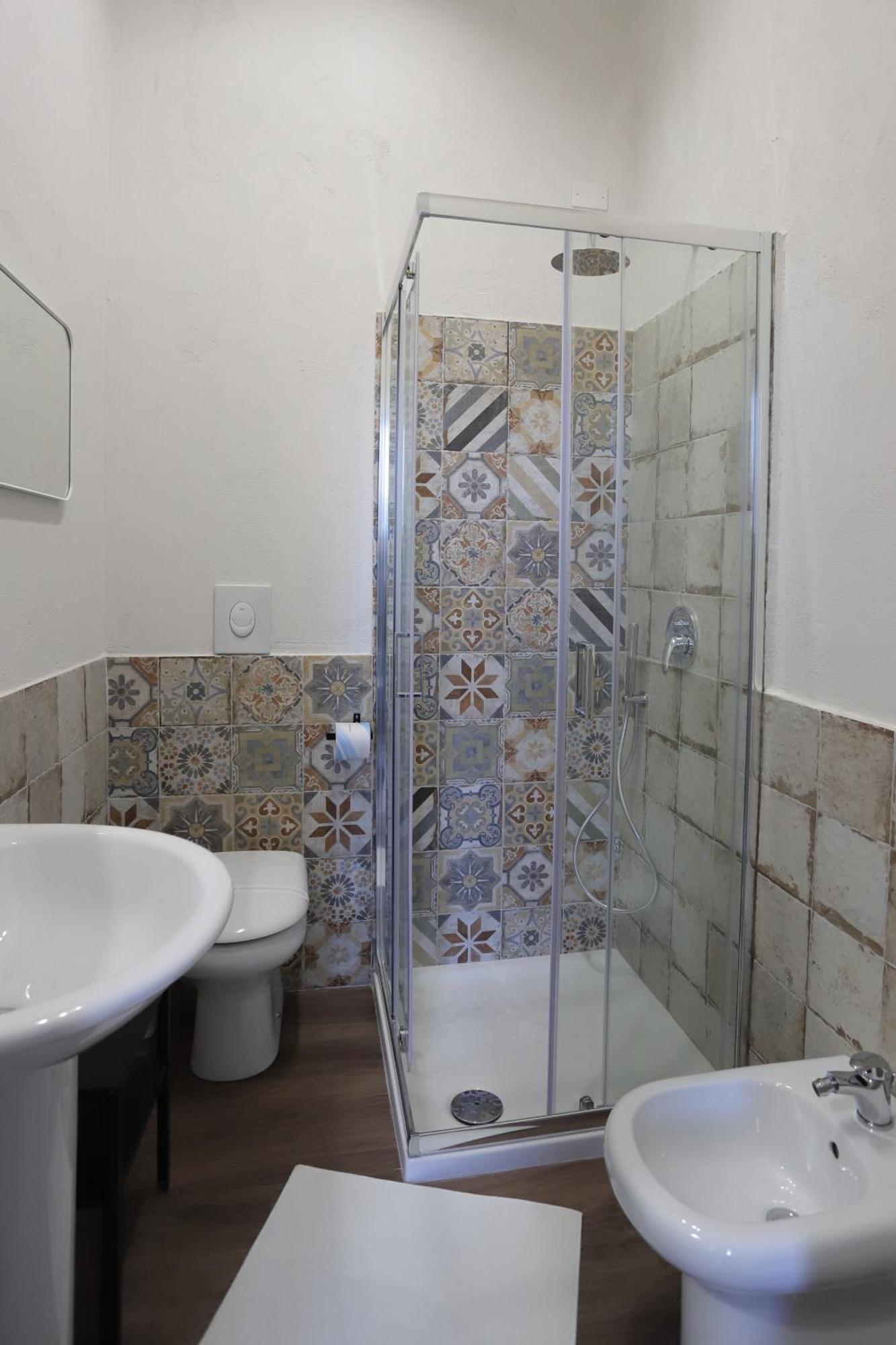 Standard Quadruple Room,1582139359:JPEG