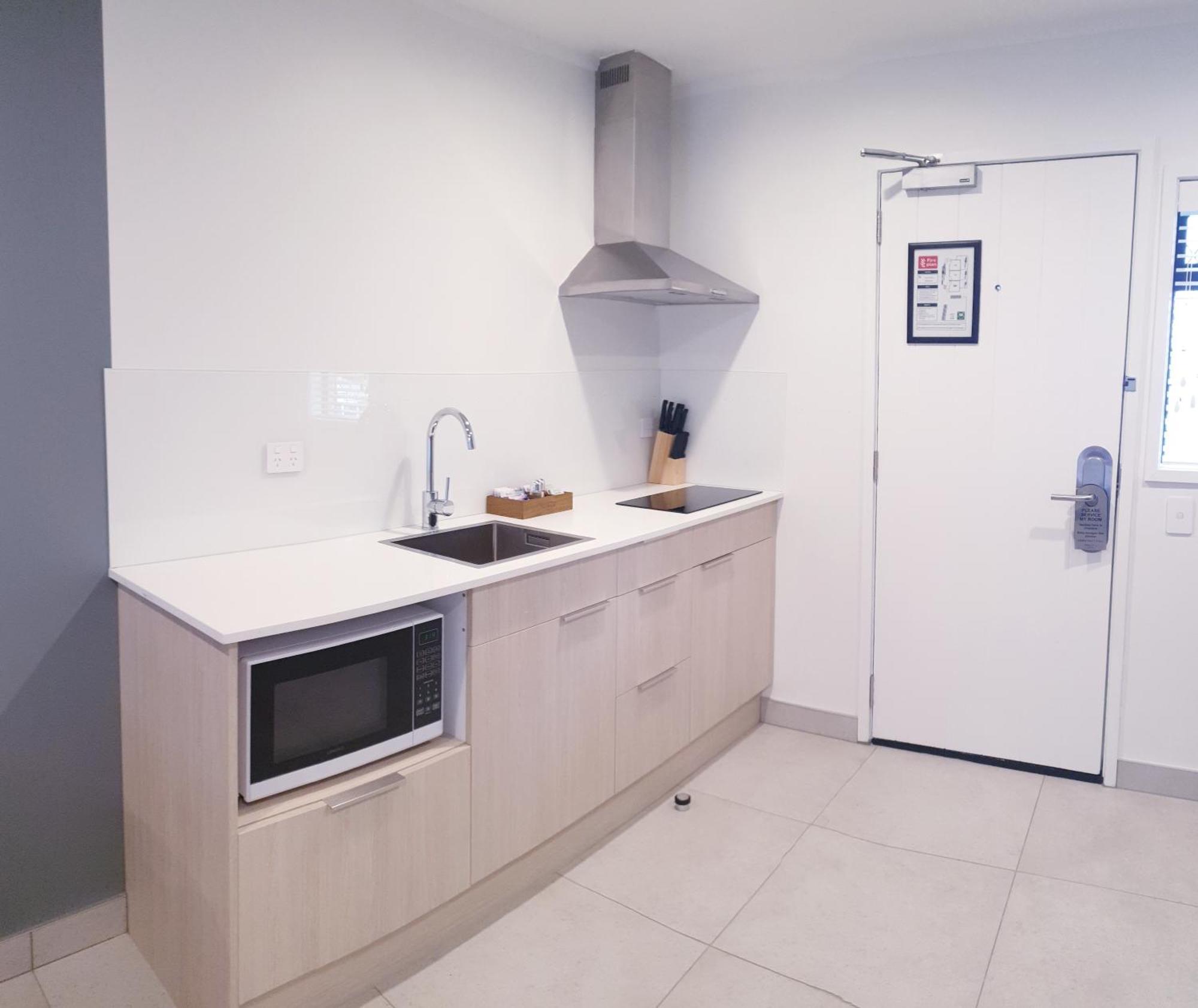 One-Bedroom Apartment,1586118826:JPEG
