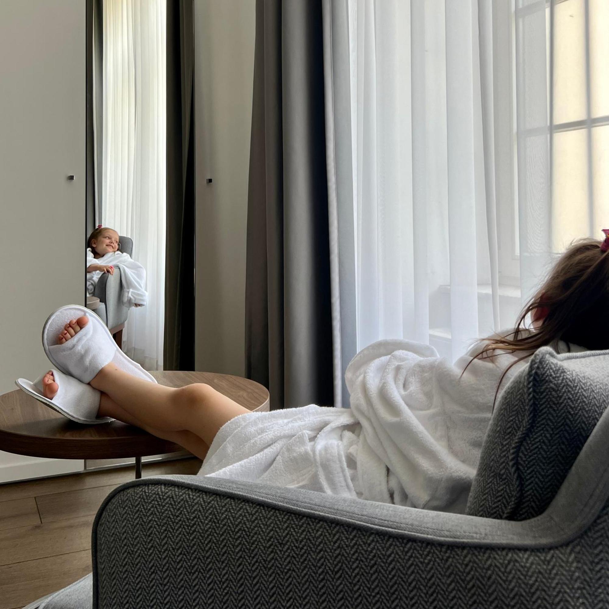 Large Deluxe Double Room
