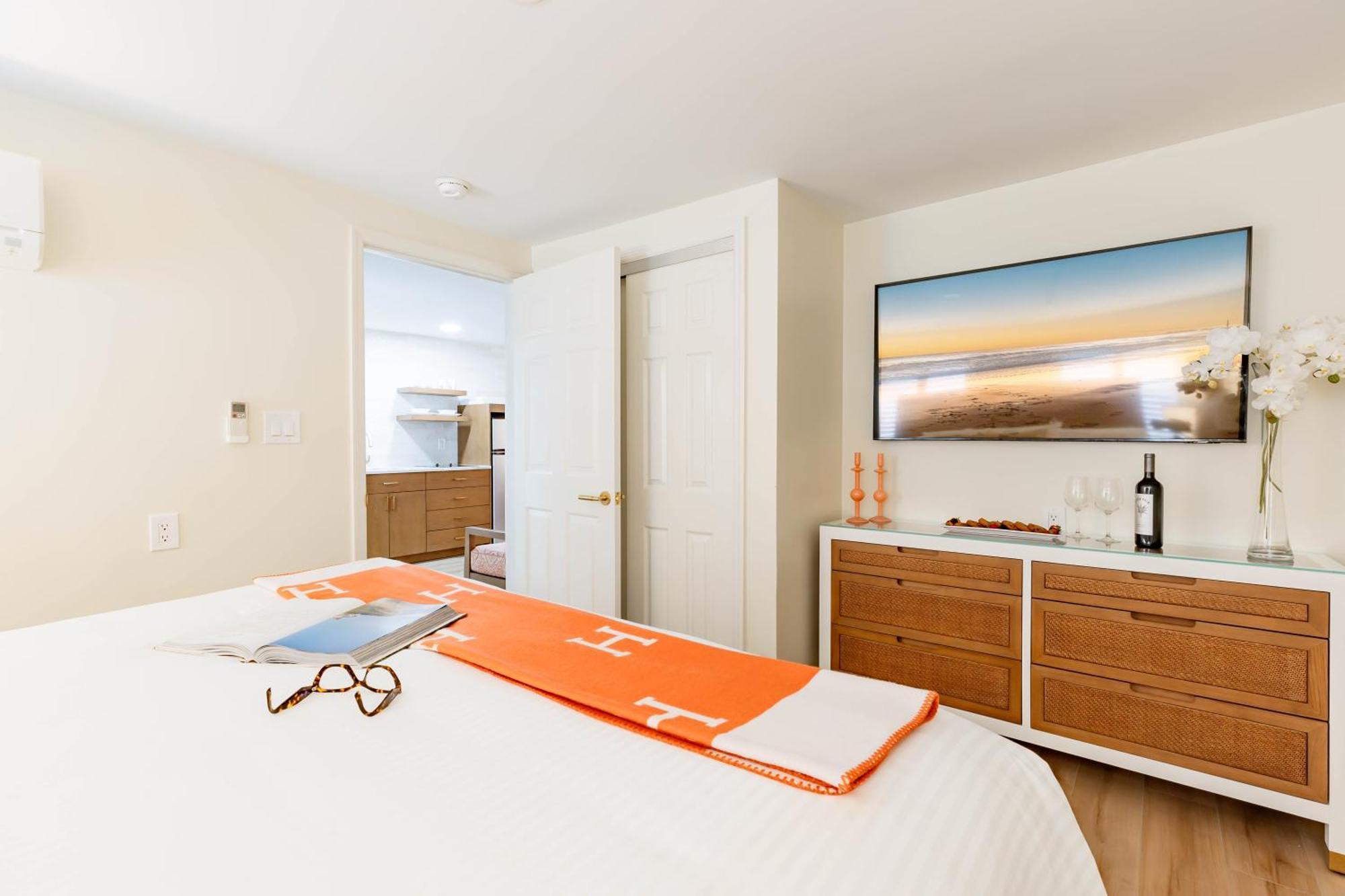 Premium King Suite
