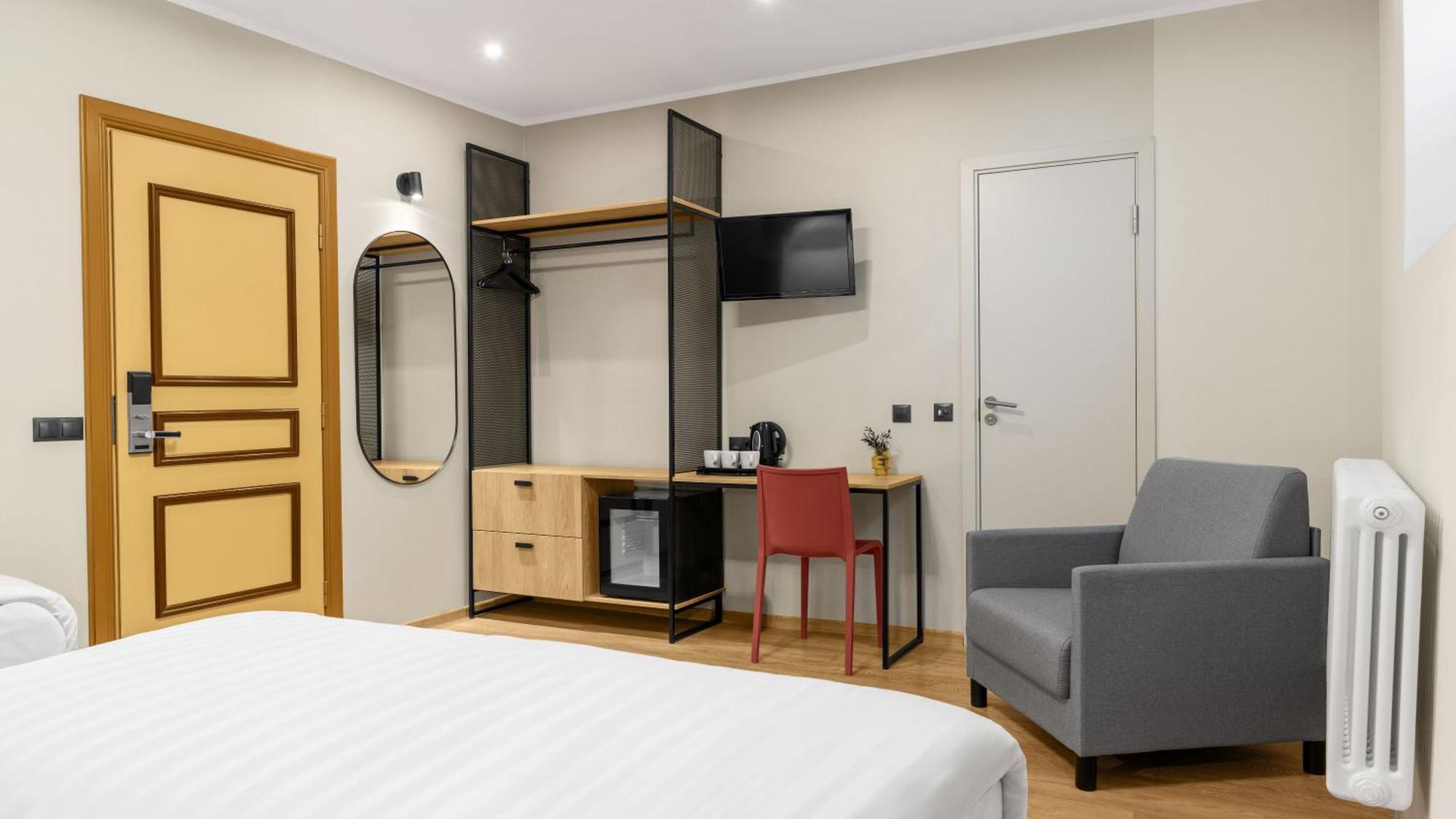 Triple Room,1600555911:JPEG