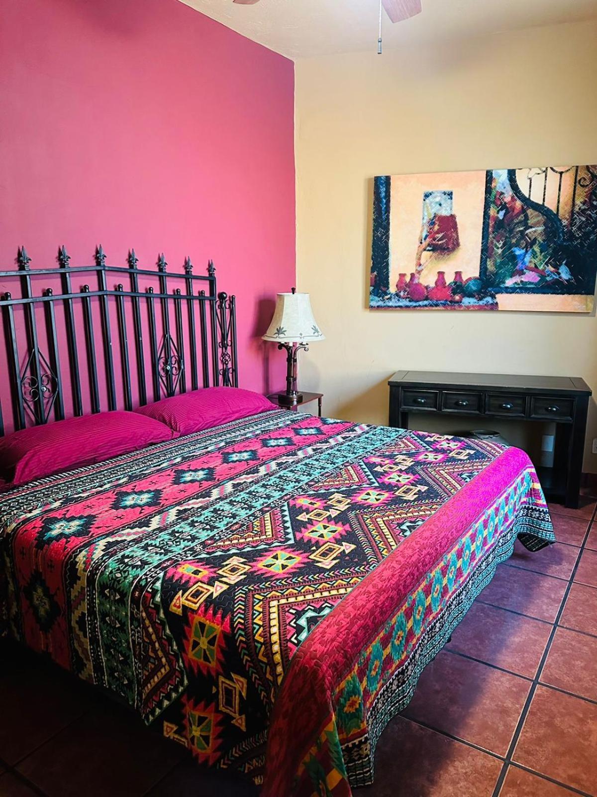 Deluxe King Suite