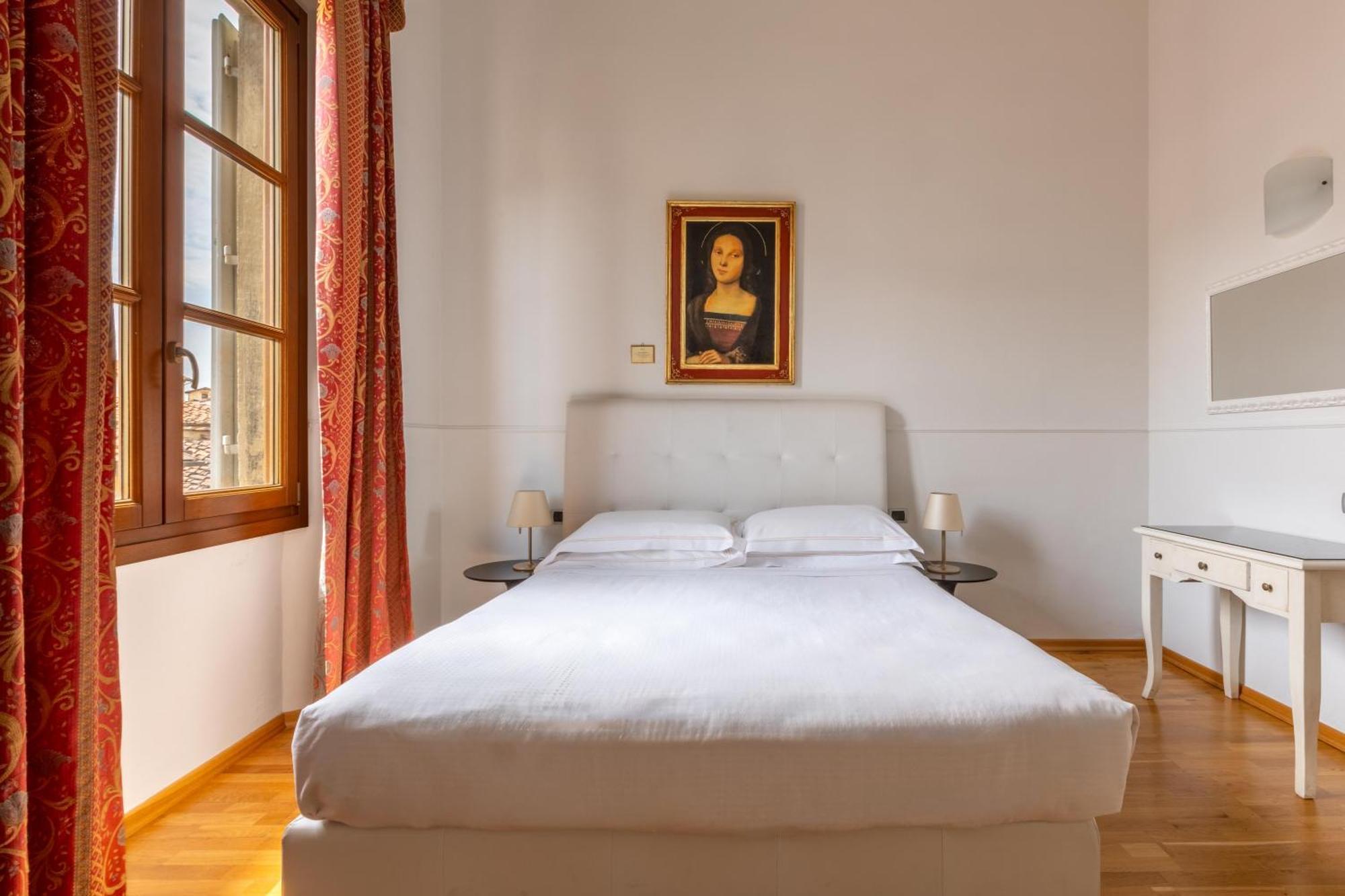 Triple Room,1611056679:JPEG