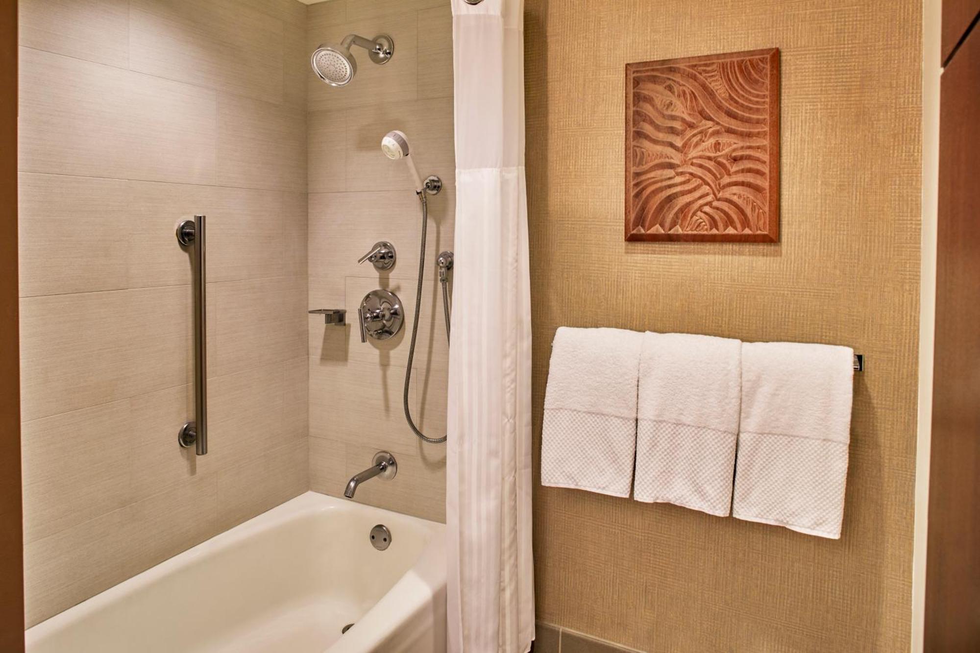 Camera Ali'i Tower con Letto King-Size e Vista Resort