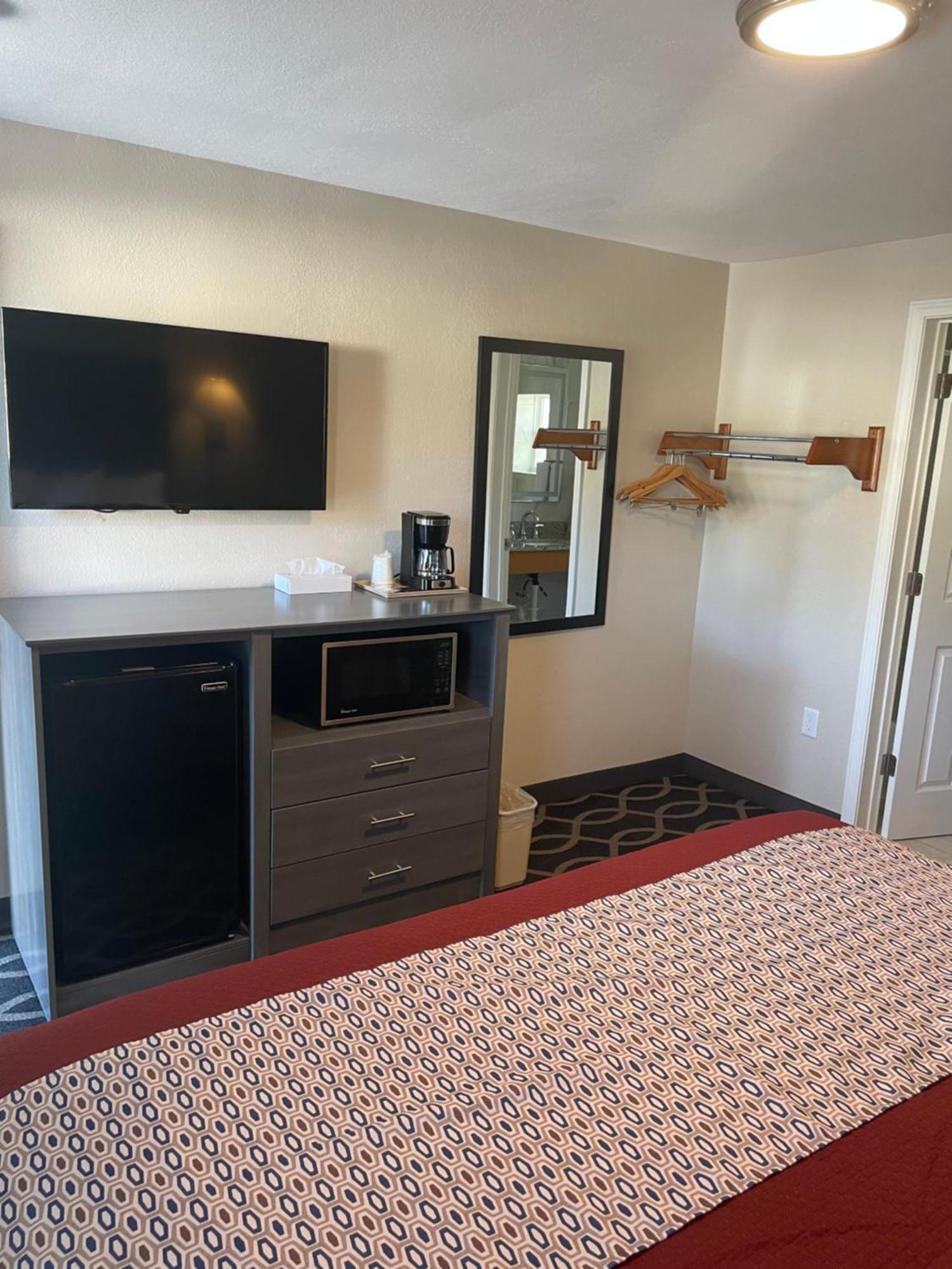 King Room,1621411792:JPEG