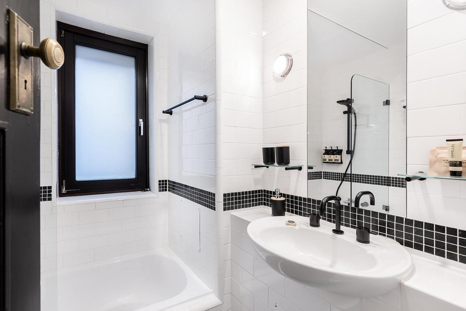 Superior Studio,1624752938:JPEG