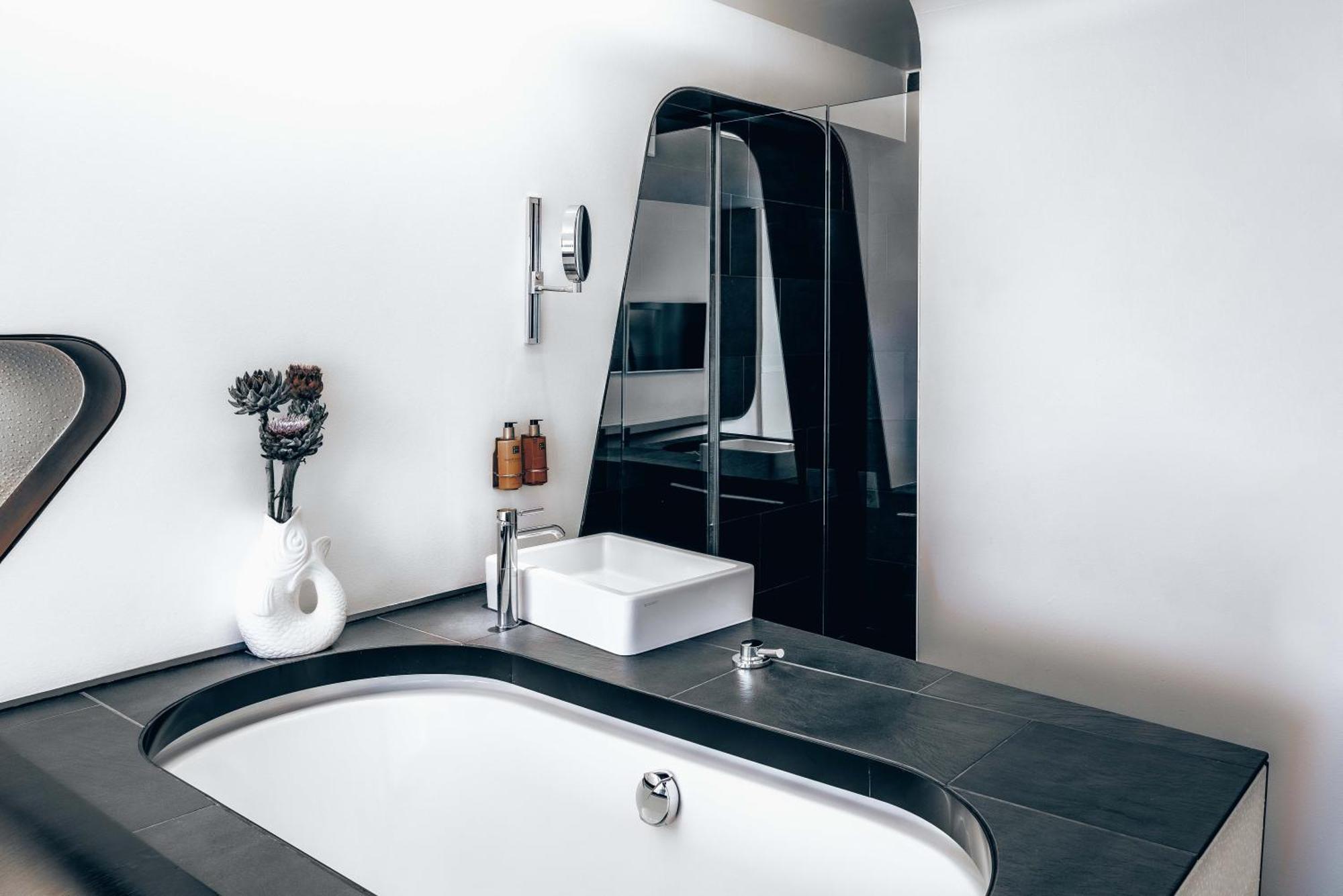 Double Room Bath