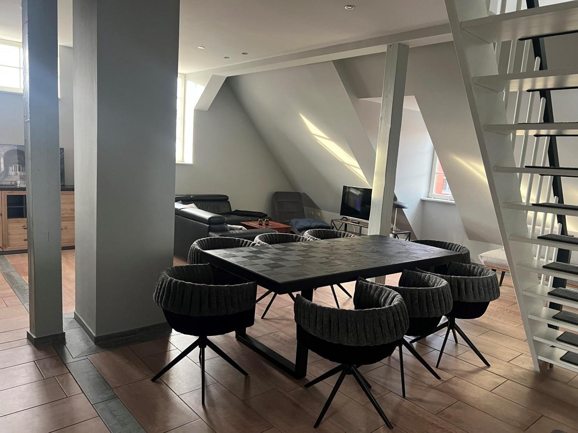 Apartment Split Level