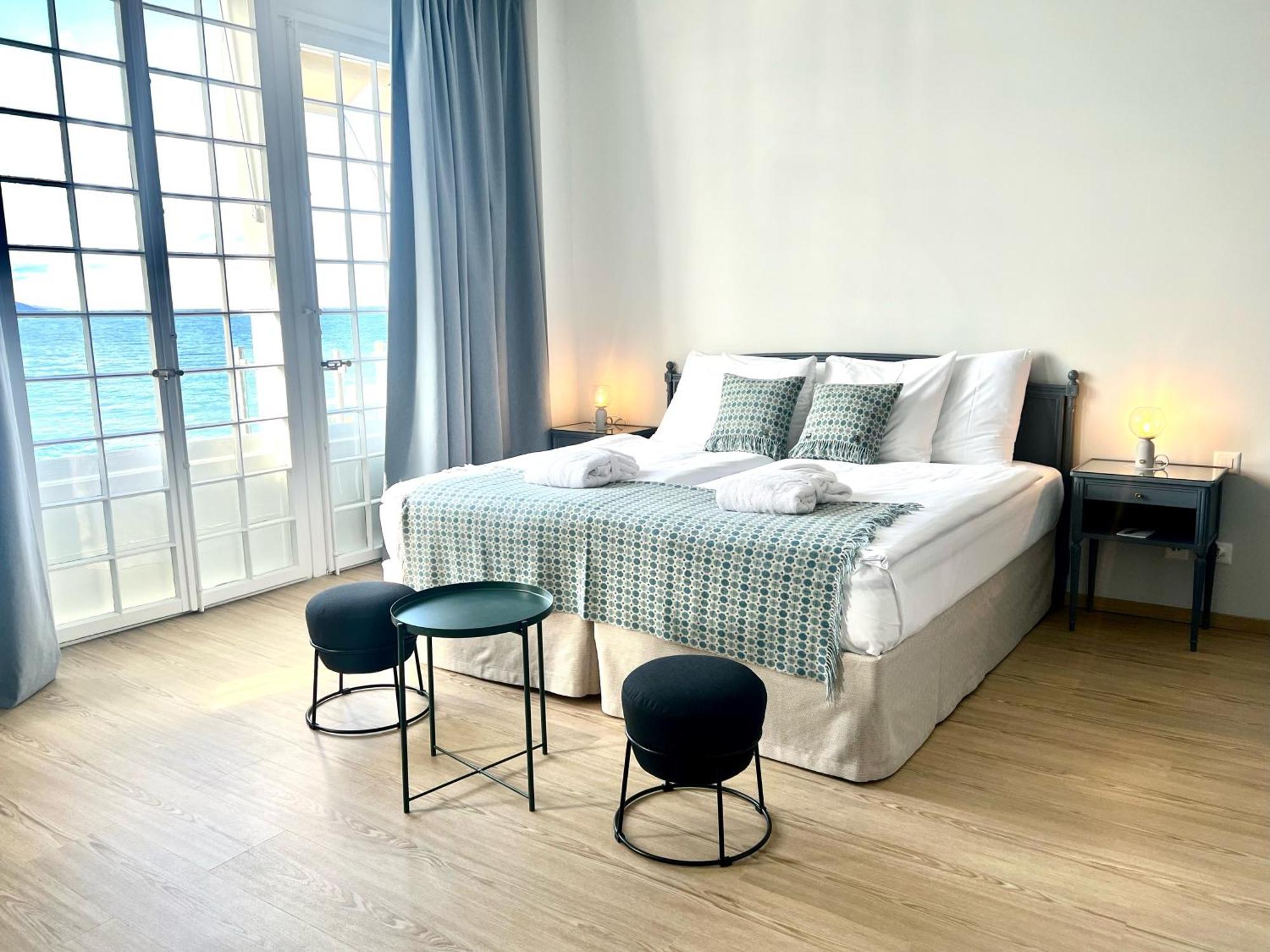 Villa Deluxe