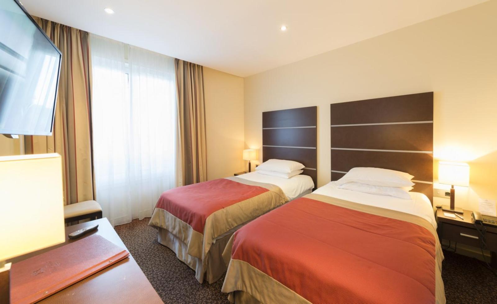 Standard Twin Room