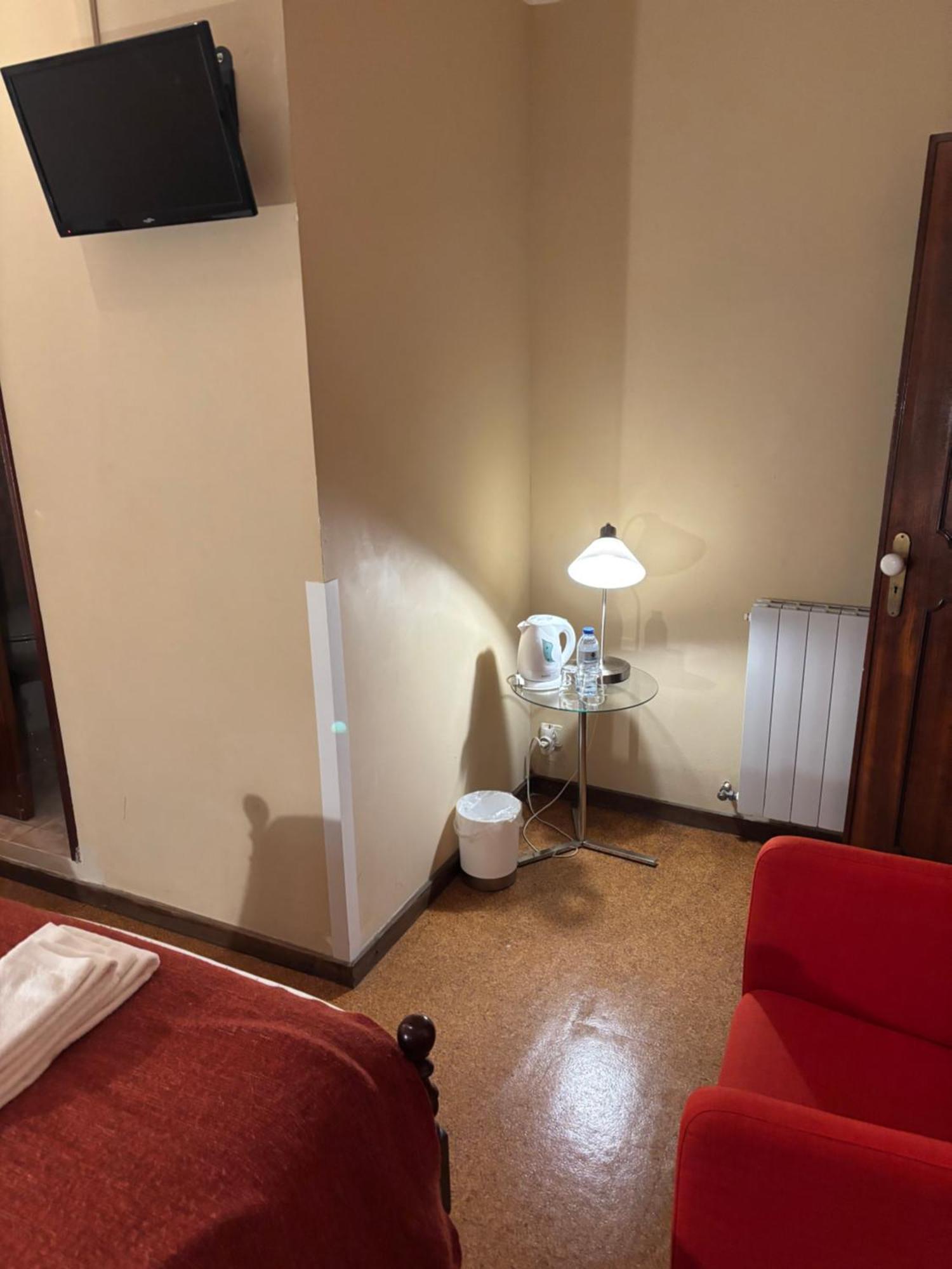 Twin Room,1646902903:JPEG
