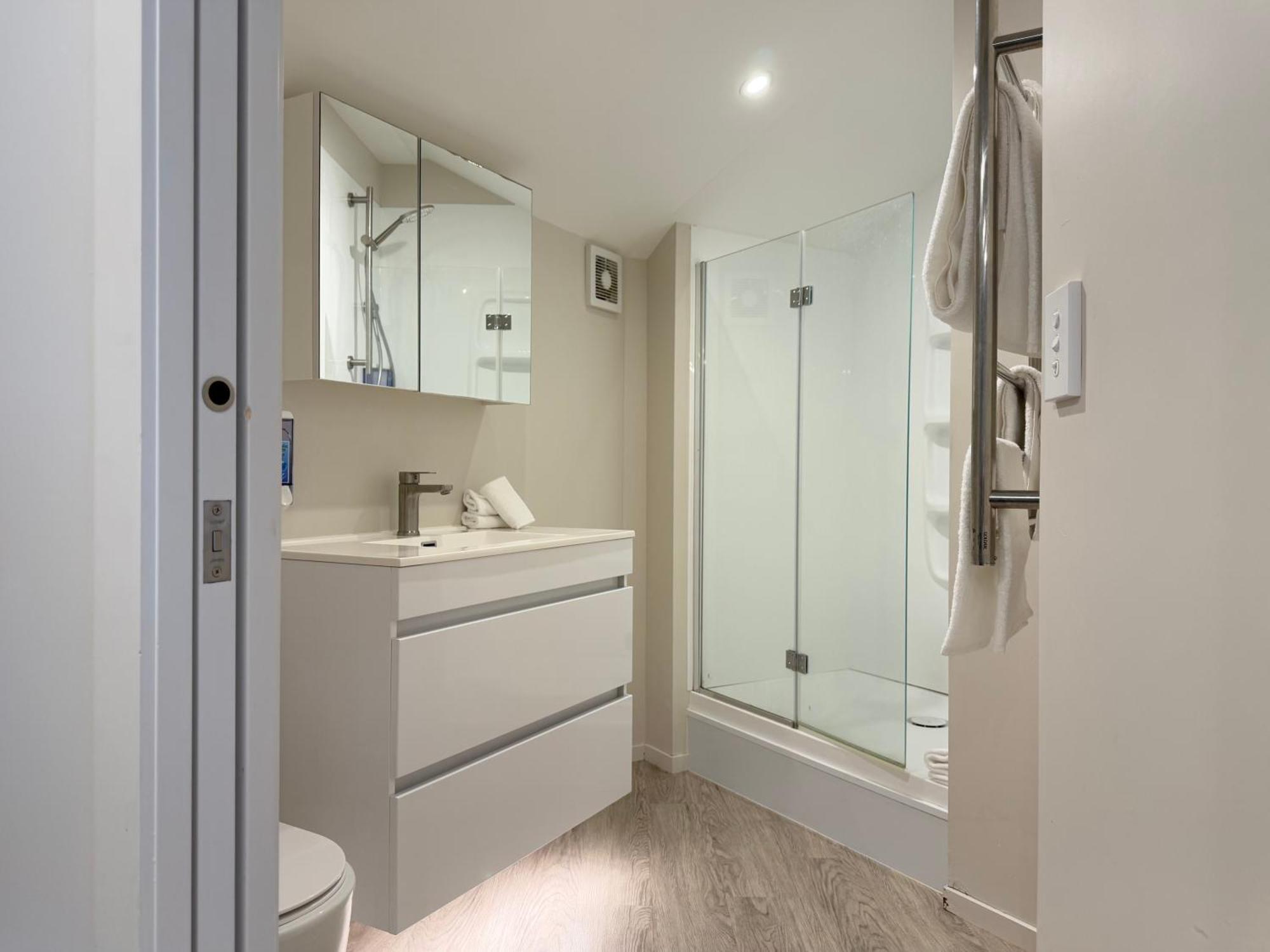 Apartment,1649921758:JPEG