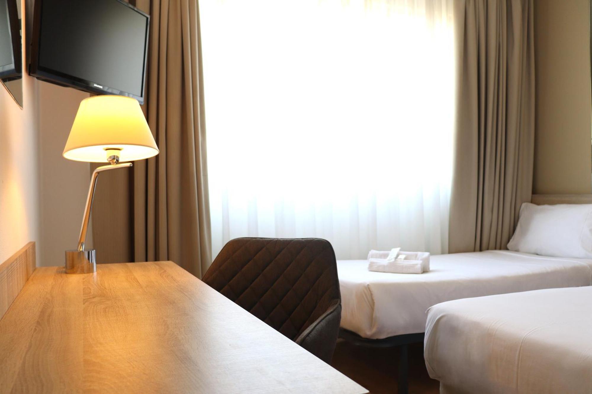 Chambre Double avec Lit d'Appoint