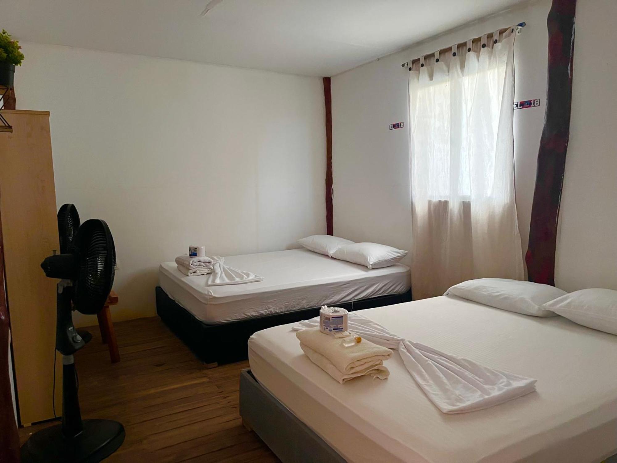 Familiekamer met Eigen Badkamer