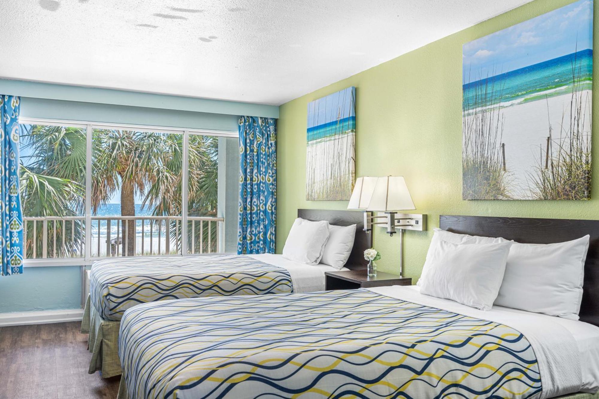 Double Room with Bunk Bed - Gulf Side