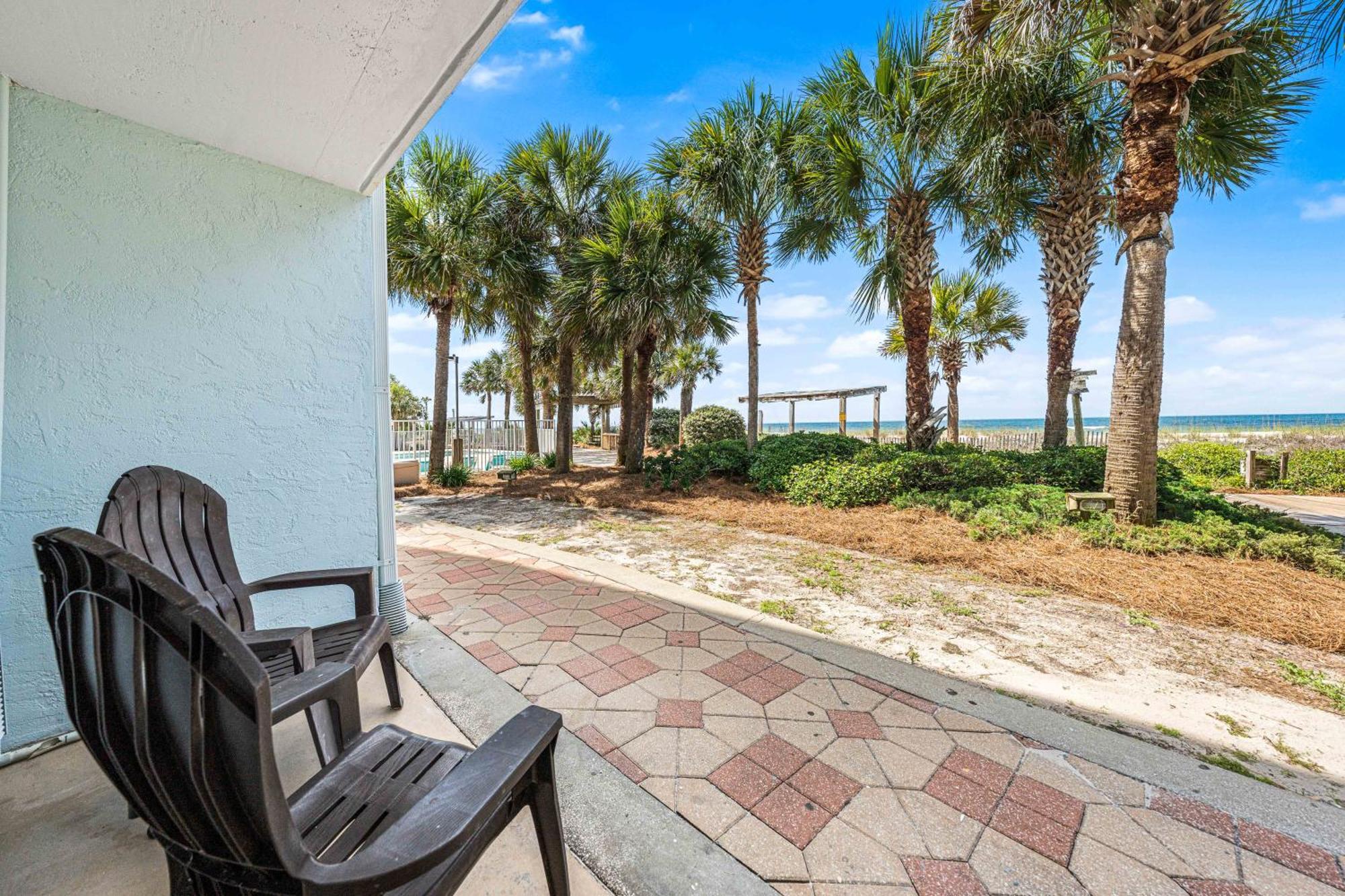 Standard Double Room with Patio - Gulf Side