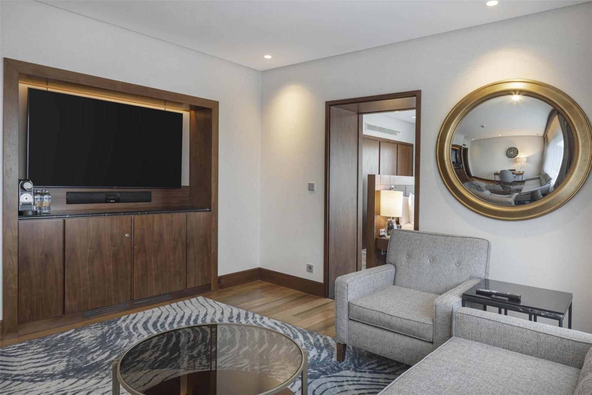 Bosphorus Suite with Lounge Access,1698856384:JPEG