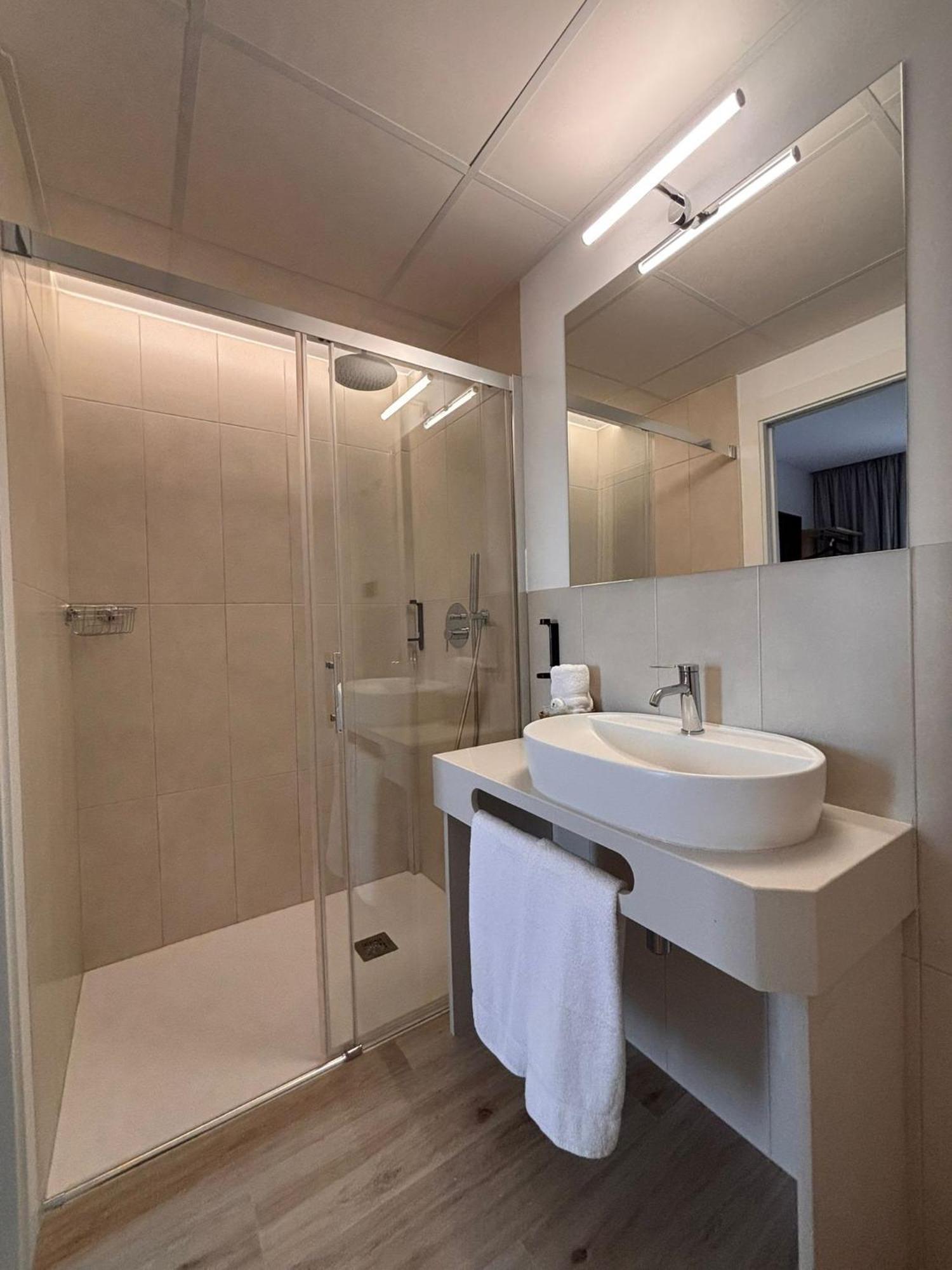Habitación Estándar - 1 cama grande