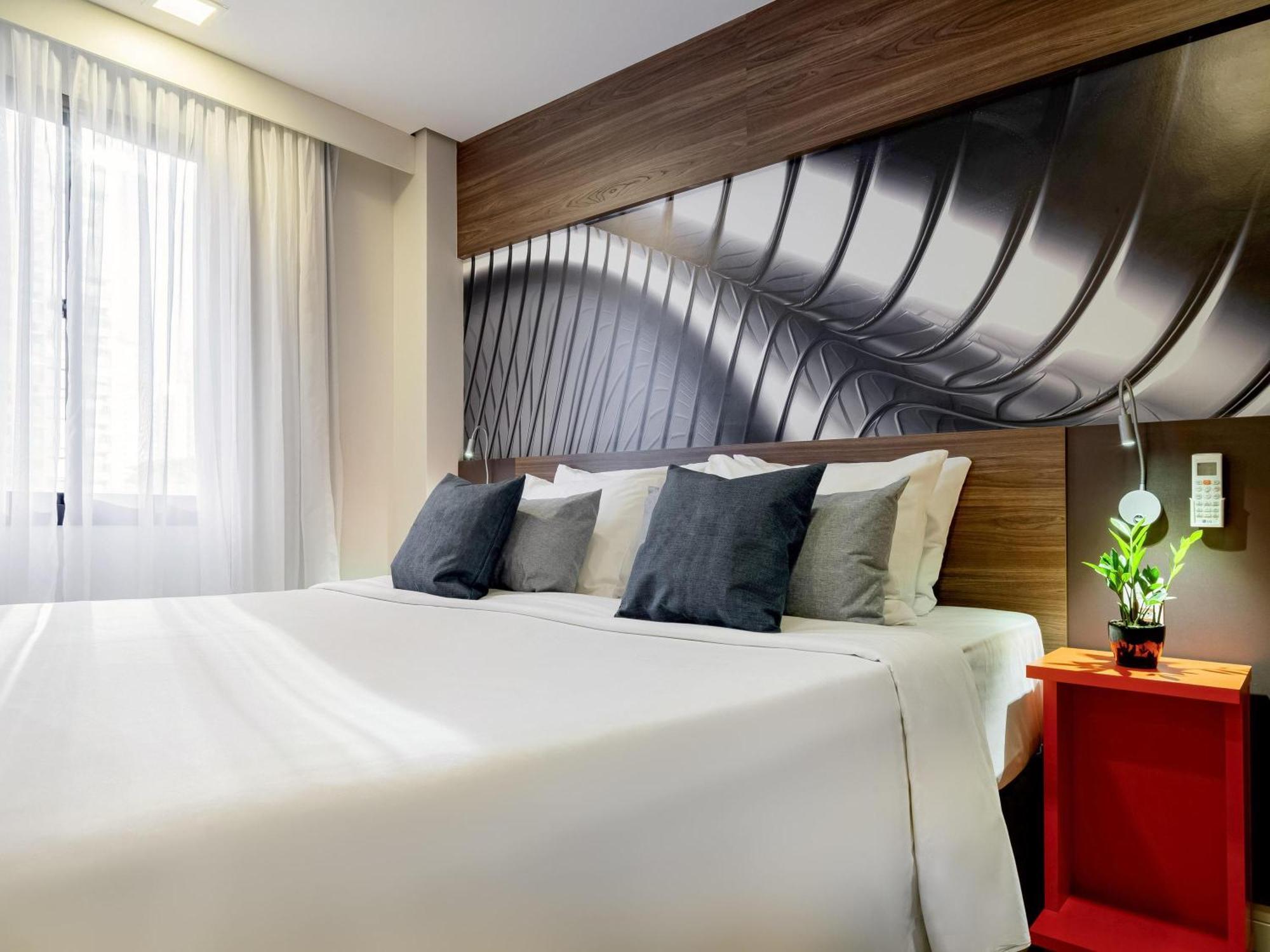 Junior Suite with King Bed and Twin Beds,1717011106:JPEG