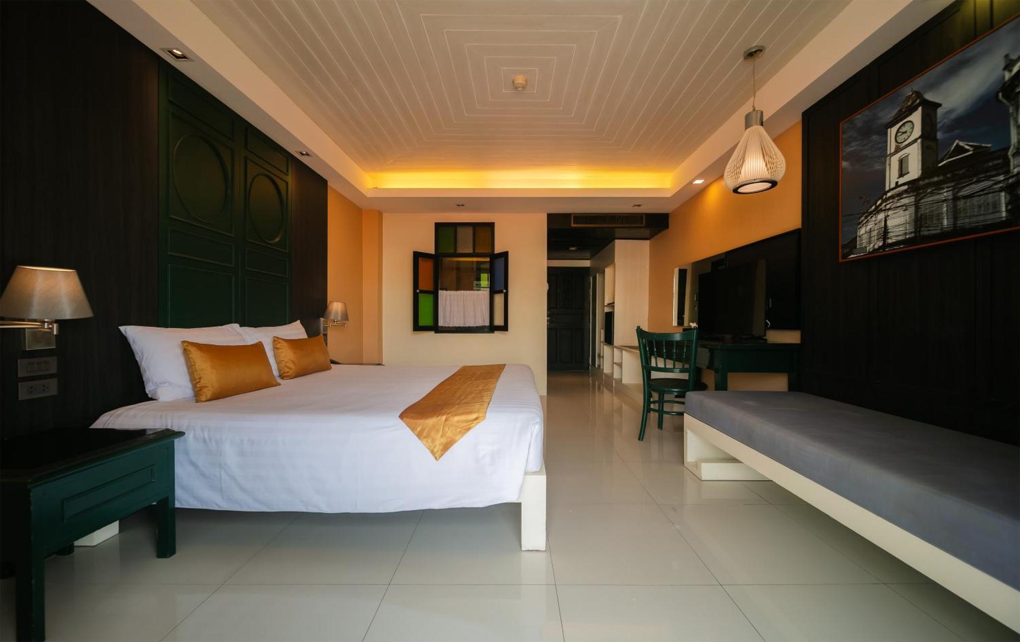 Deluxe Double or Twin Room Balcony Sino Wing