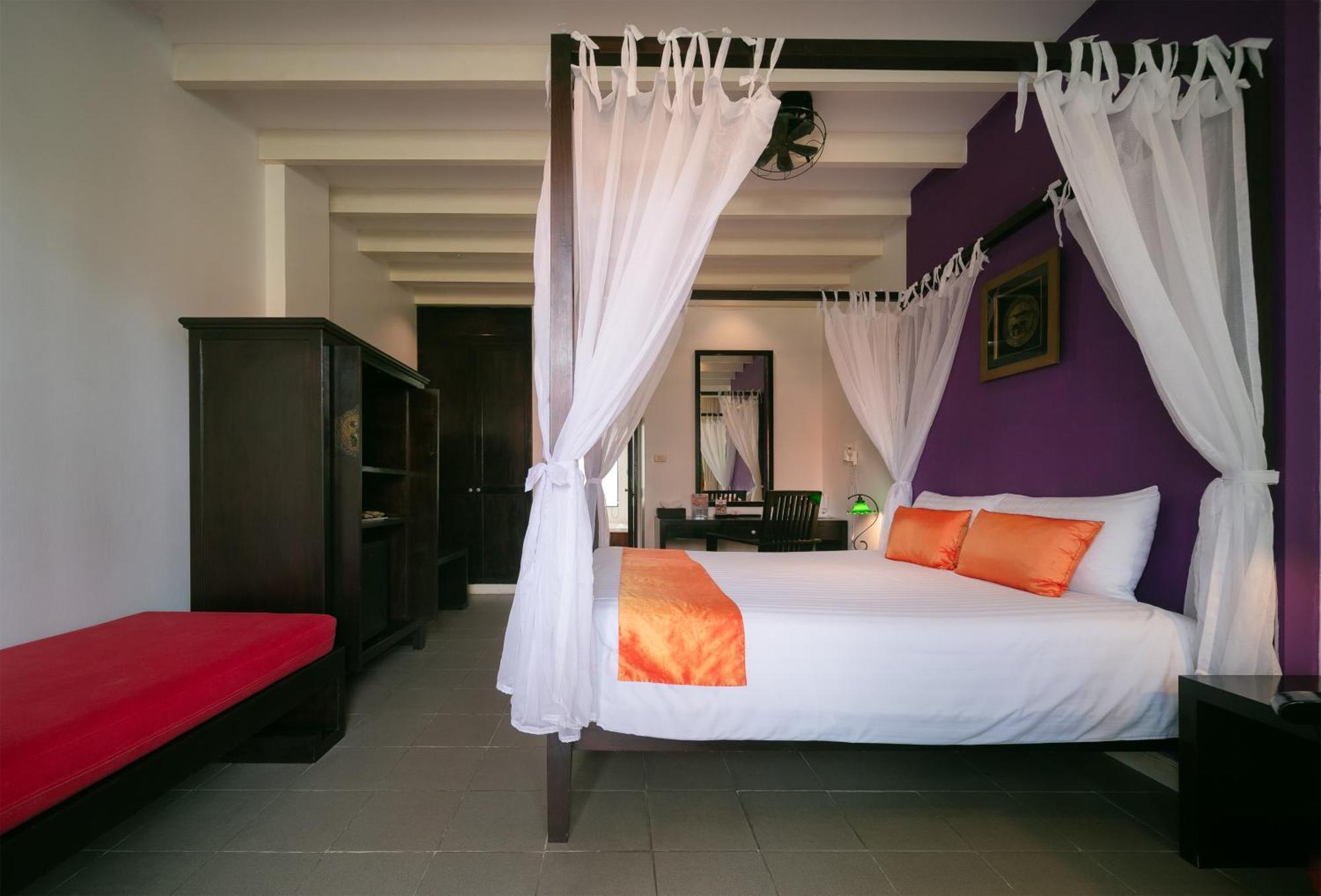 Deluxe Double Room Terrace Sino Wing