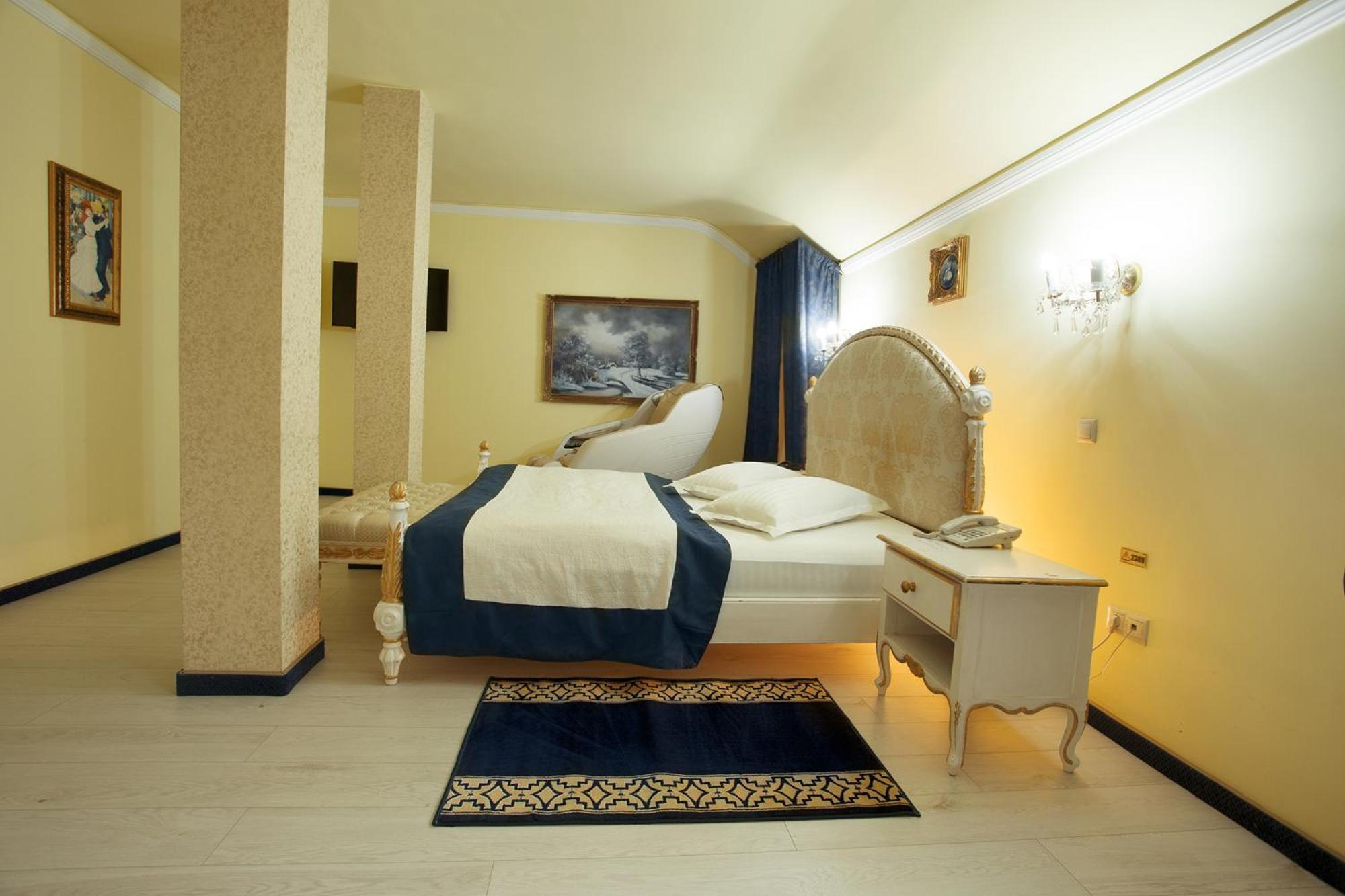 Superior Queen Room