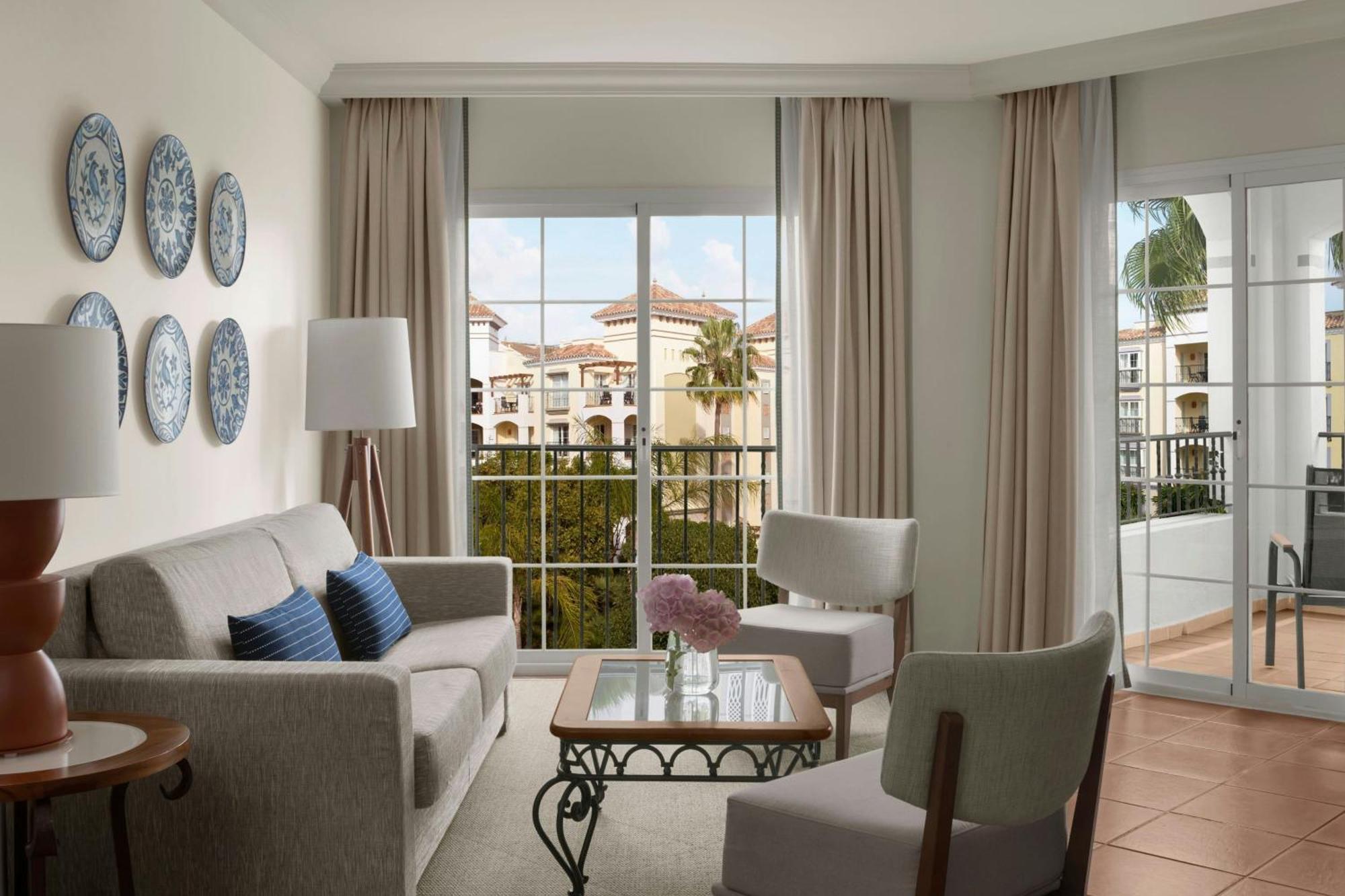 Apartamento de 2 dormitorios con balcón
