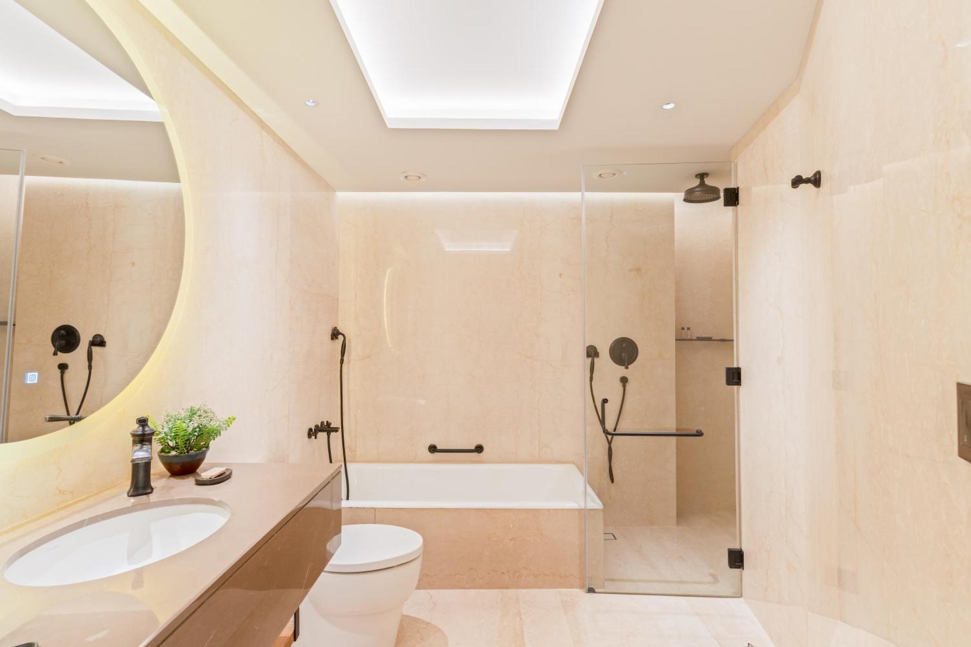 Business Suite - 15% off on Food & Beverages, Laundry & Spa