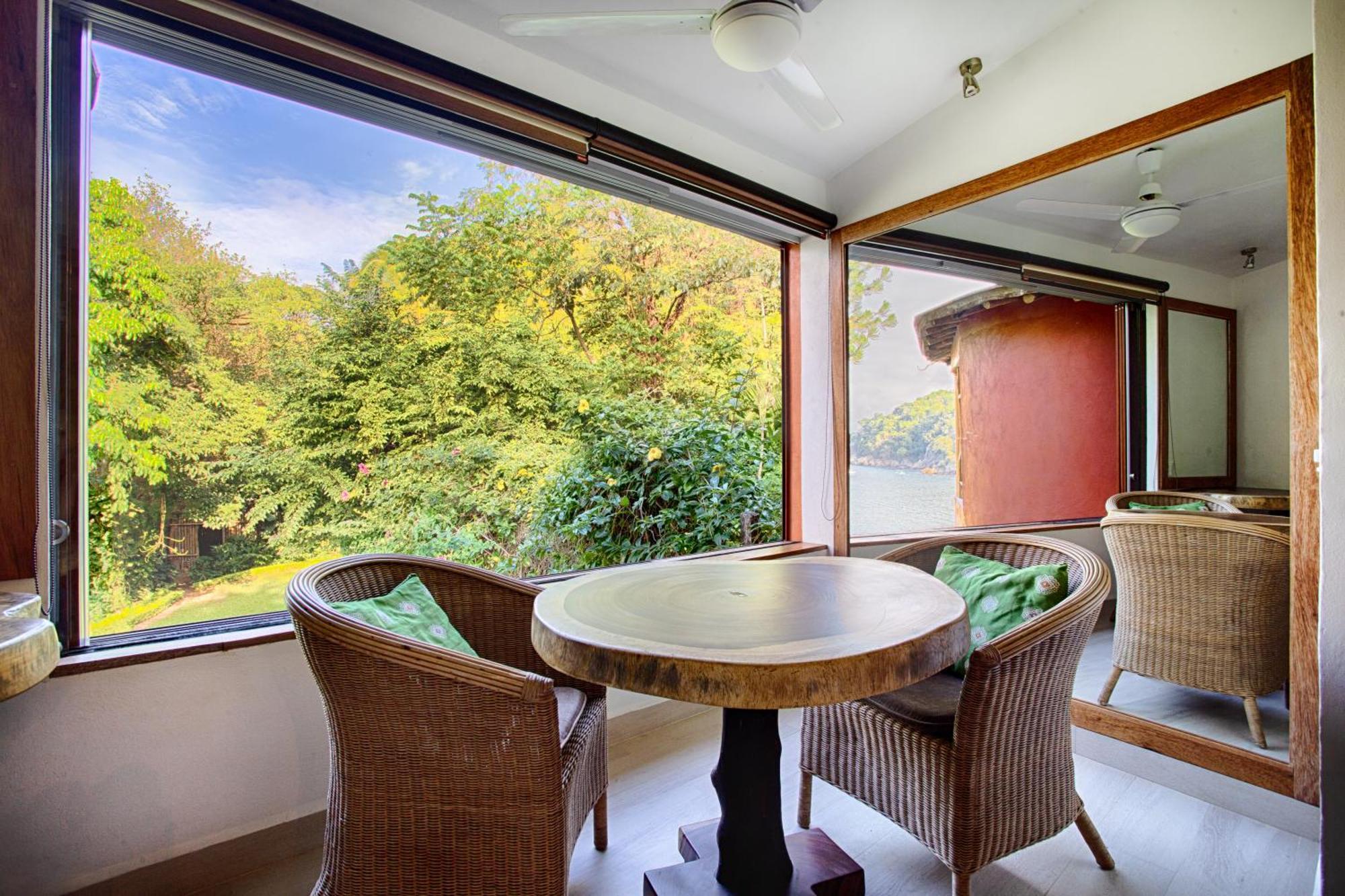 Junior Suite Garden-View