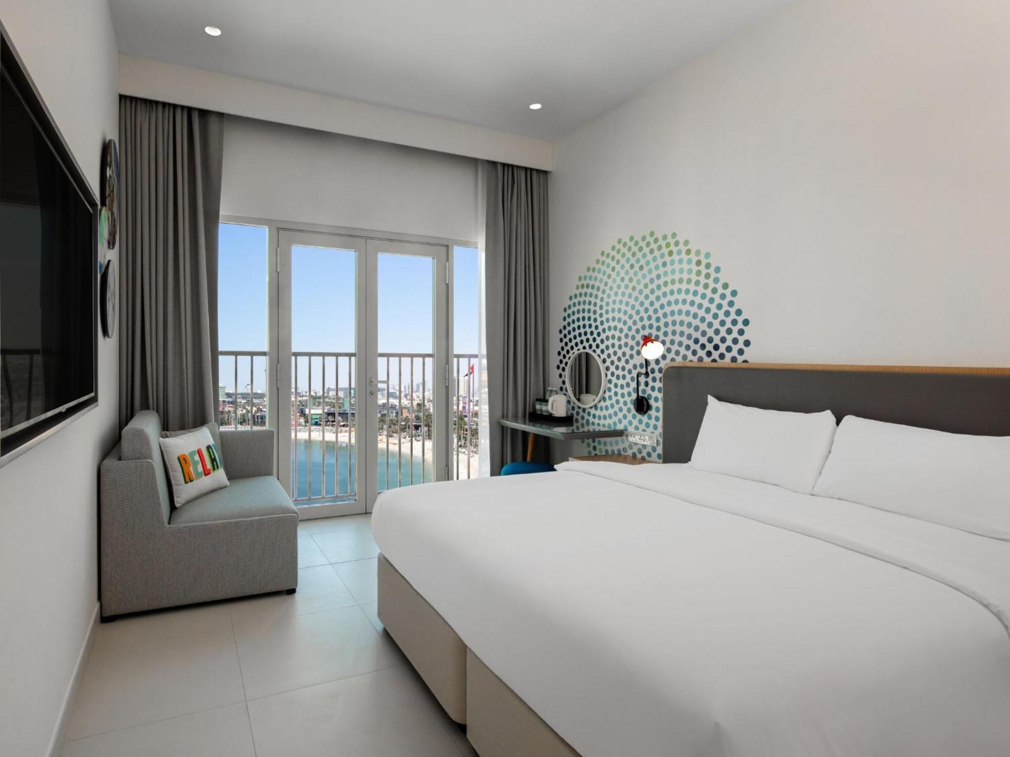 Rover Room - 36-Hour Staycation with 09:00 AM Early Check-in and 09:00 PM Late Checkout,1758825048:JPEG