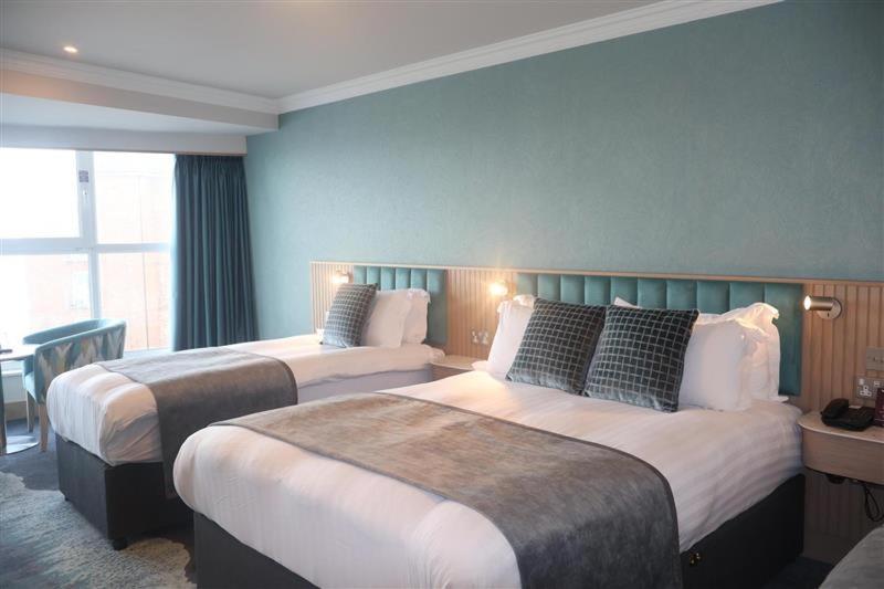 Deluxe Double or Twin Room with Sea View