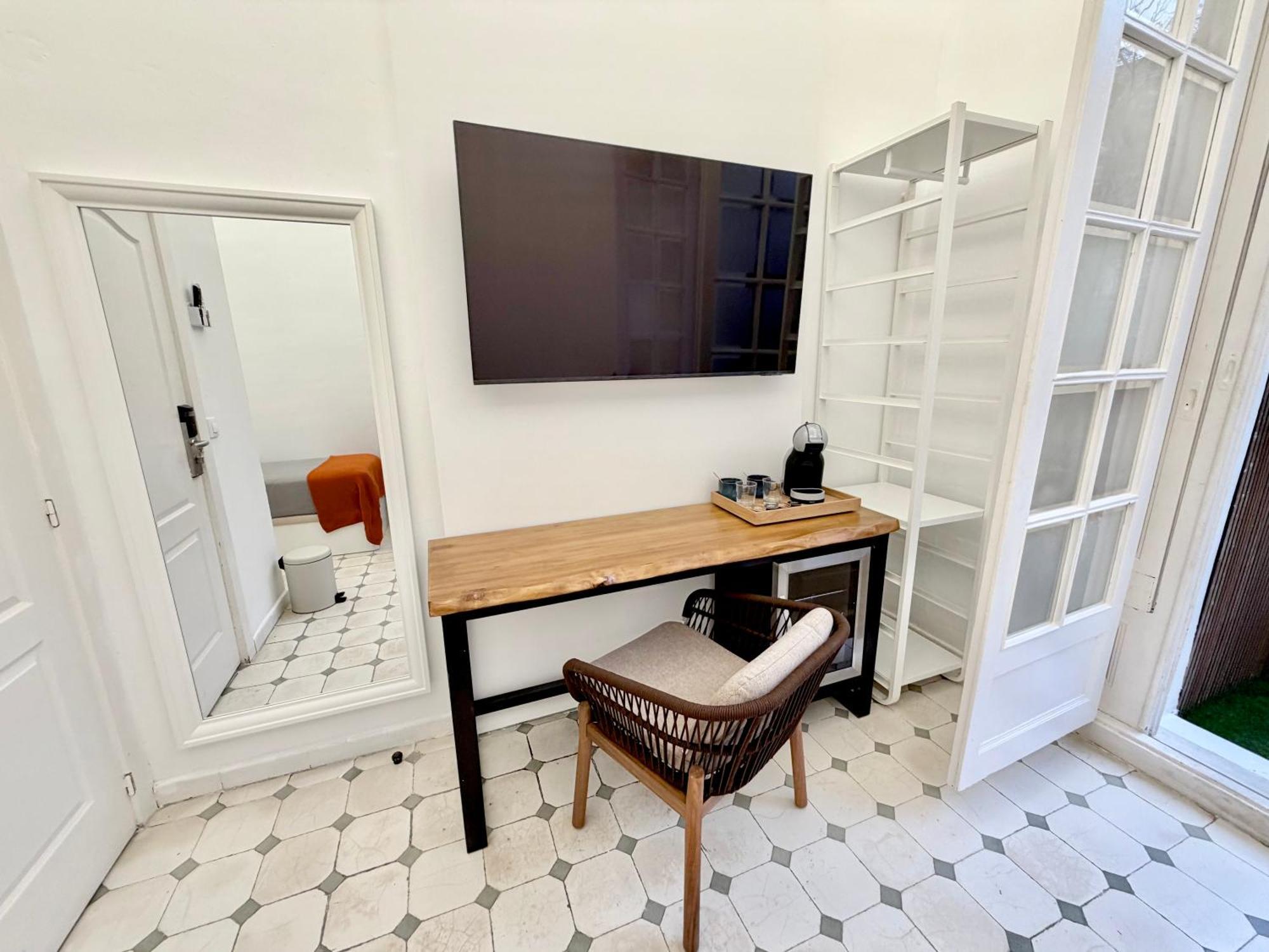 Double or Twin Room Terrace