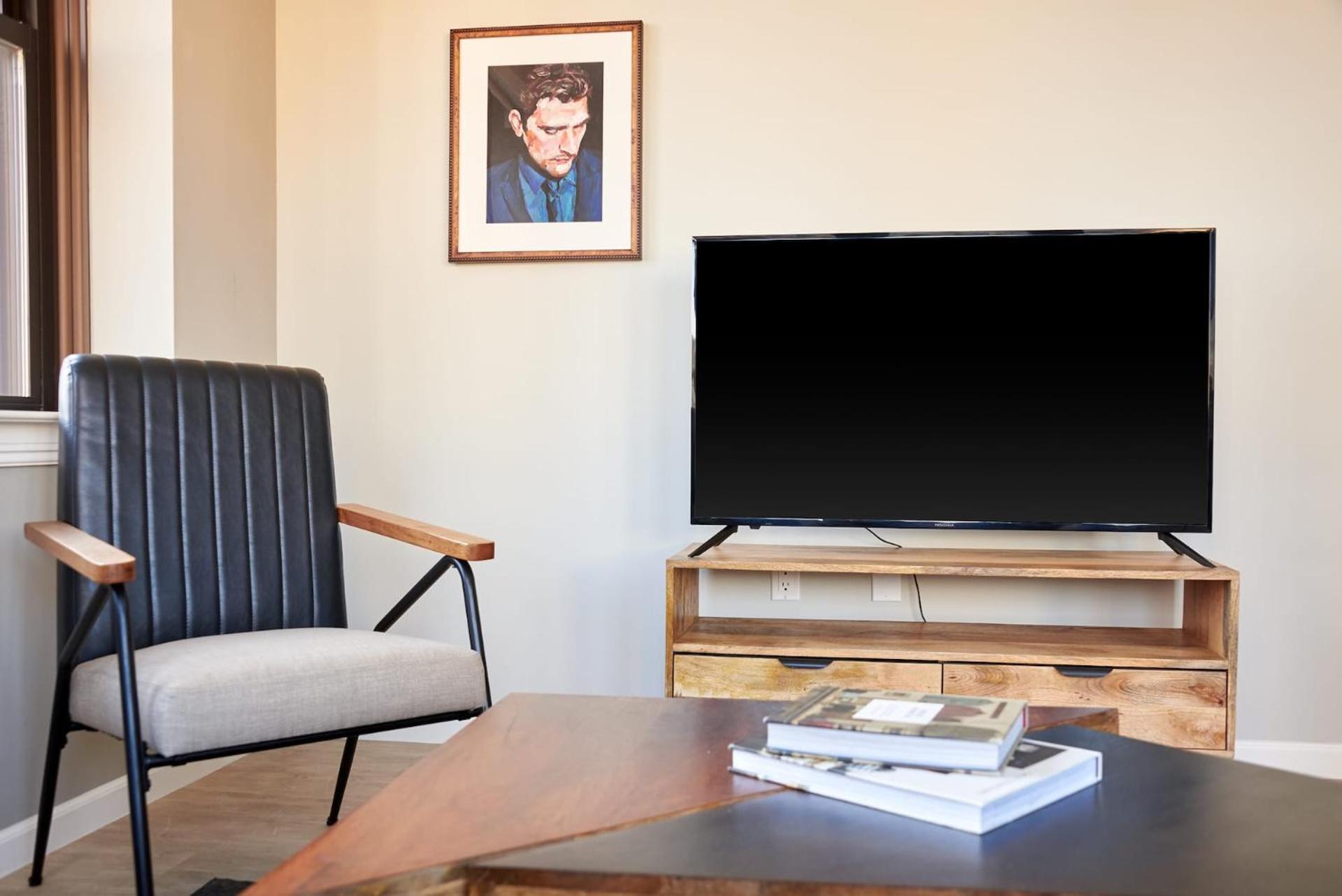 Two-Bedroom Apartment Self Check Virtual Front Desk