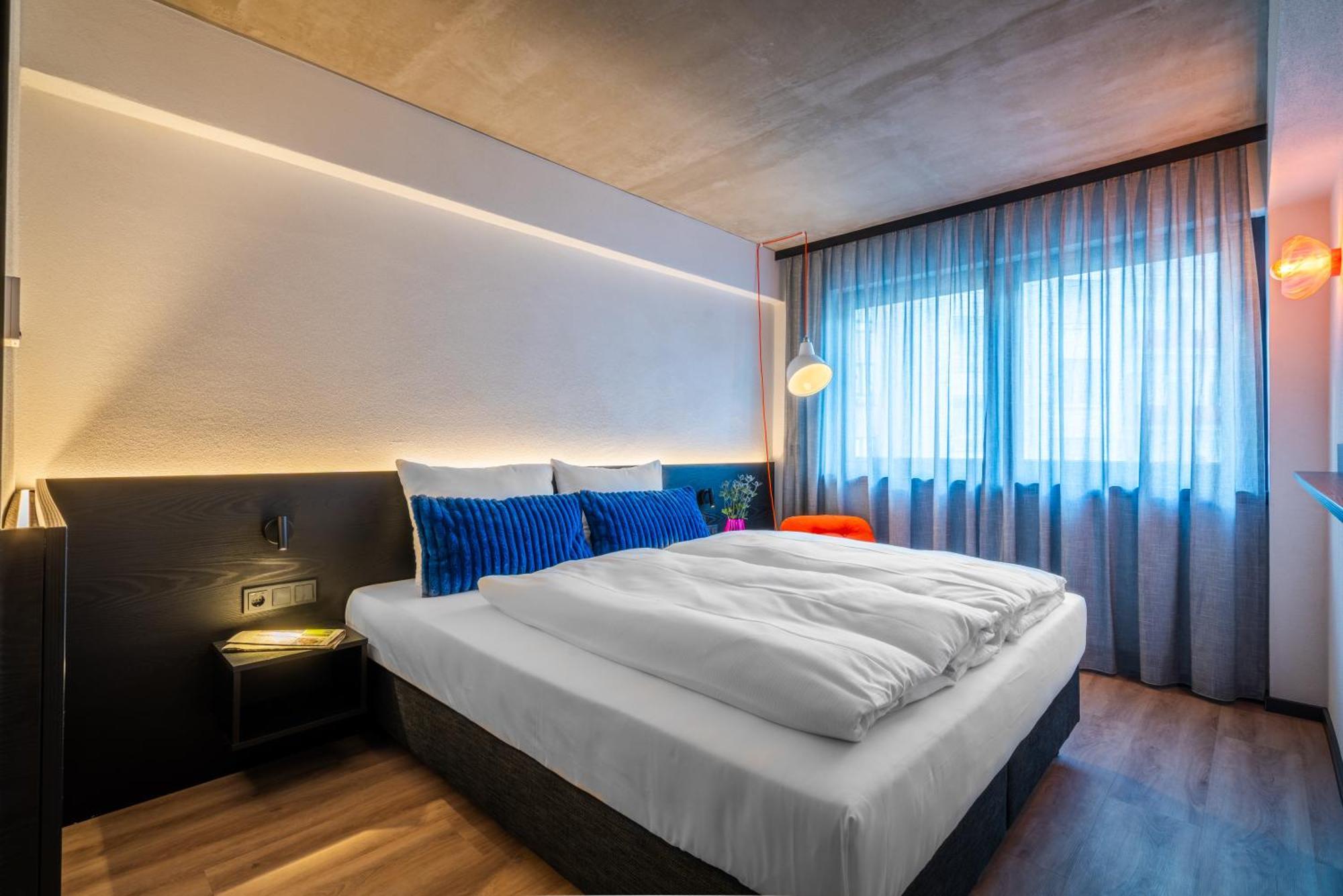 Junior Suite,1770822485:JPEG