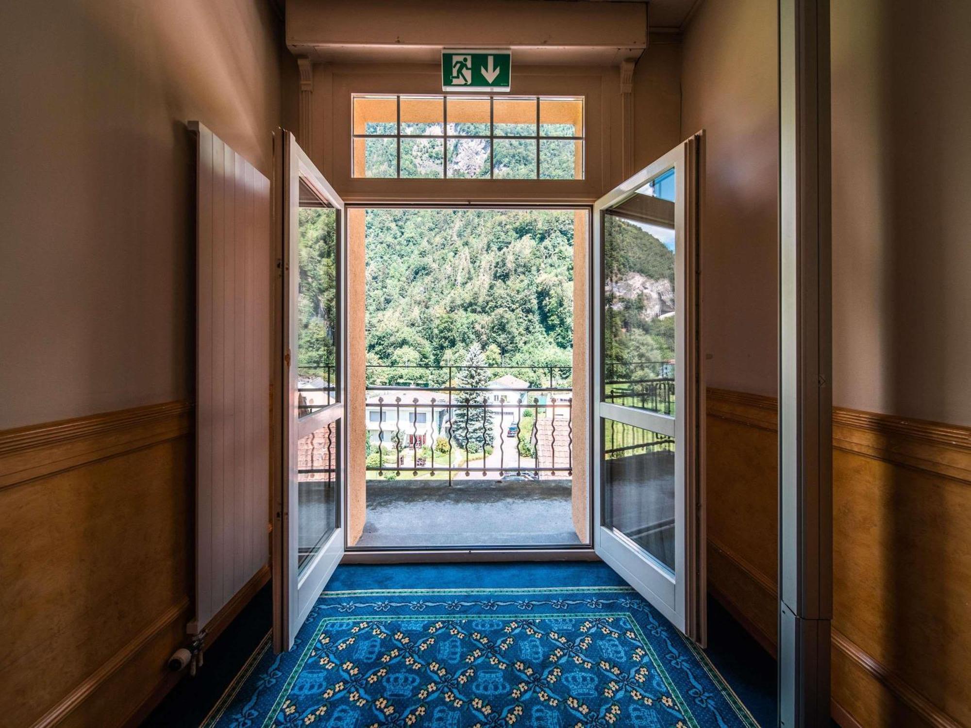 Royal Classic Room