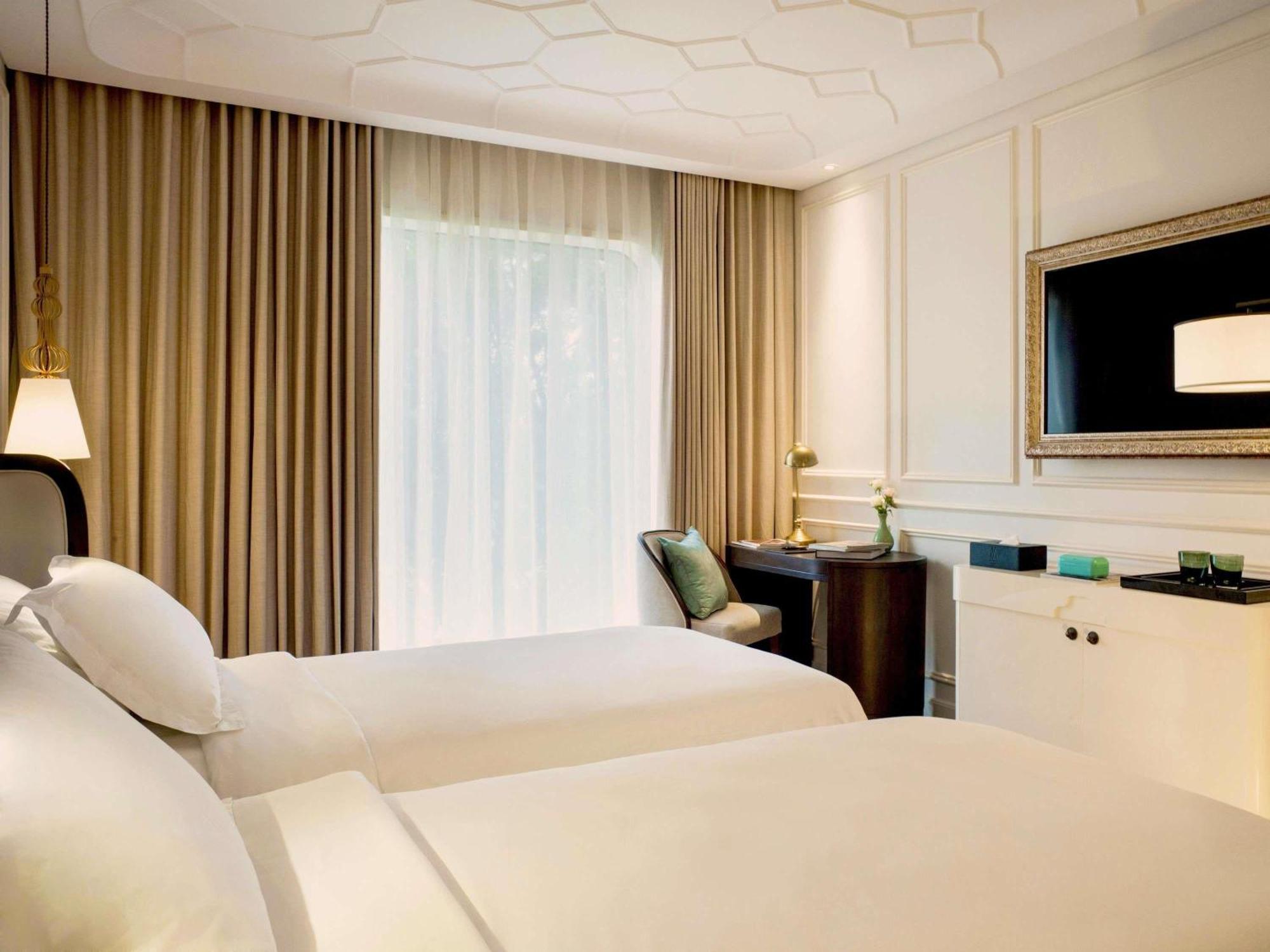 Deluxe Twin Room City View