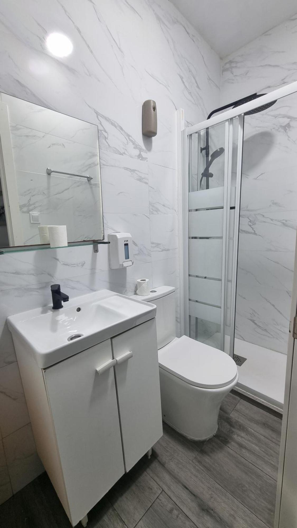 Habitación Cuádruple con baño compartido
