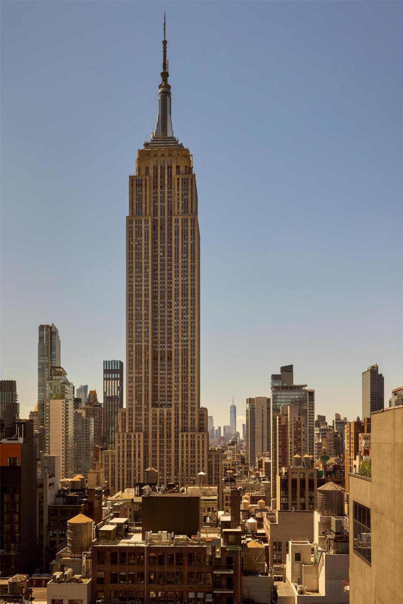 King Room Empire View