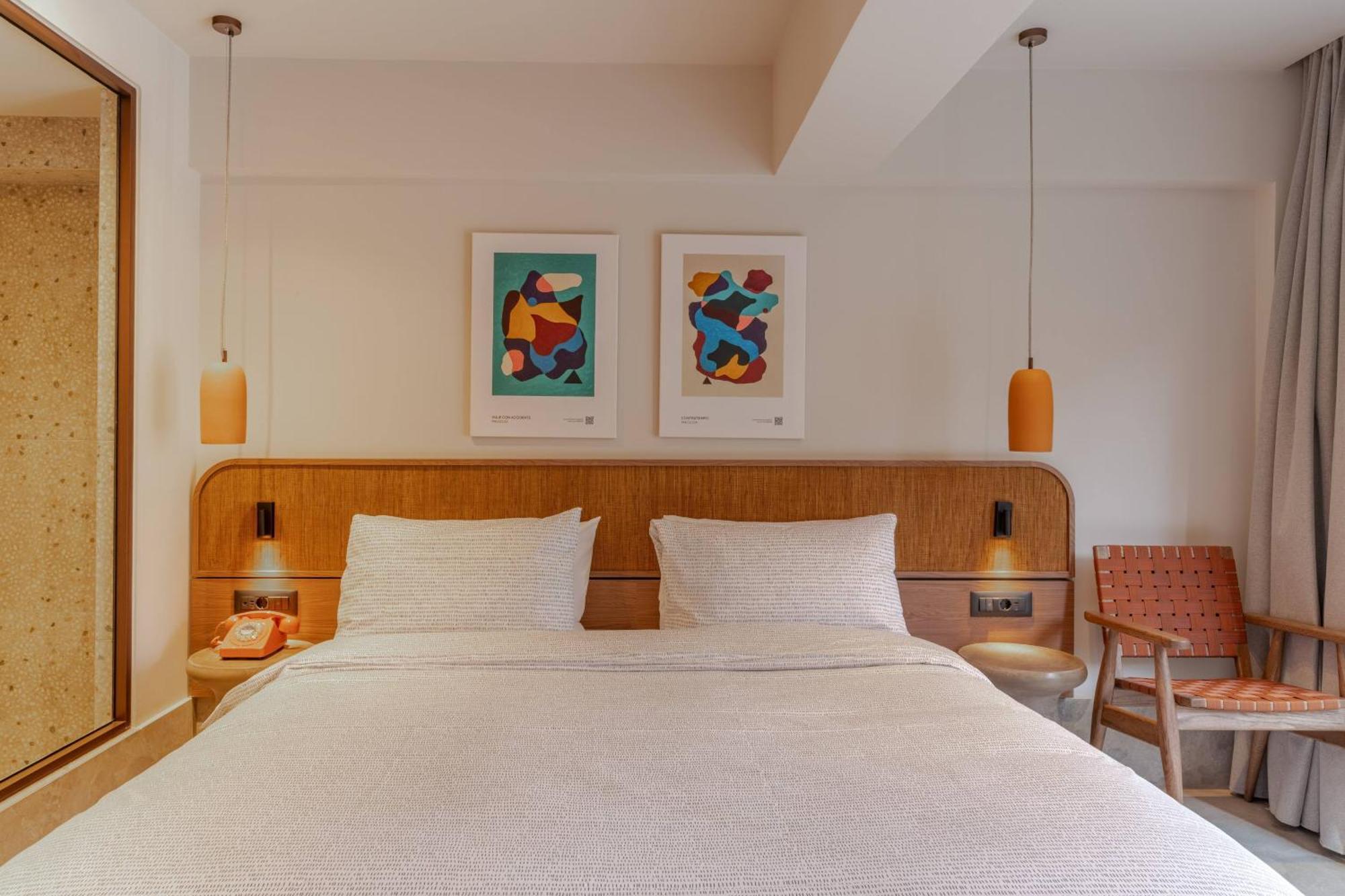 INNSIDE Room