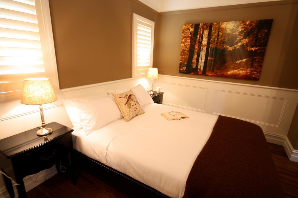 One-Bedroom Cottage - Autumn,265116309:JPEG