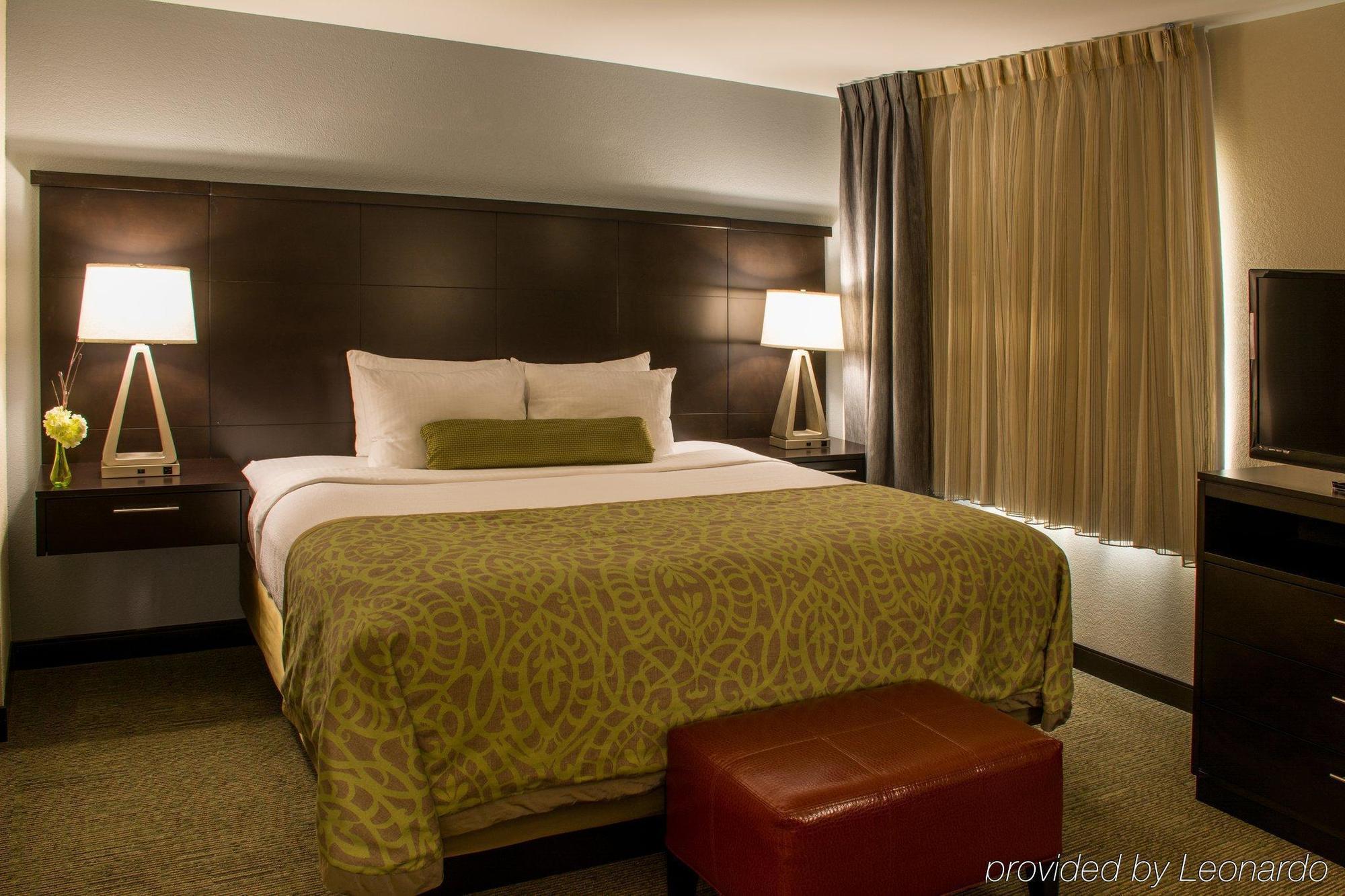 King Studio Suite,278345825:JPEG