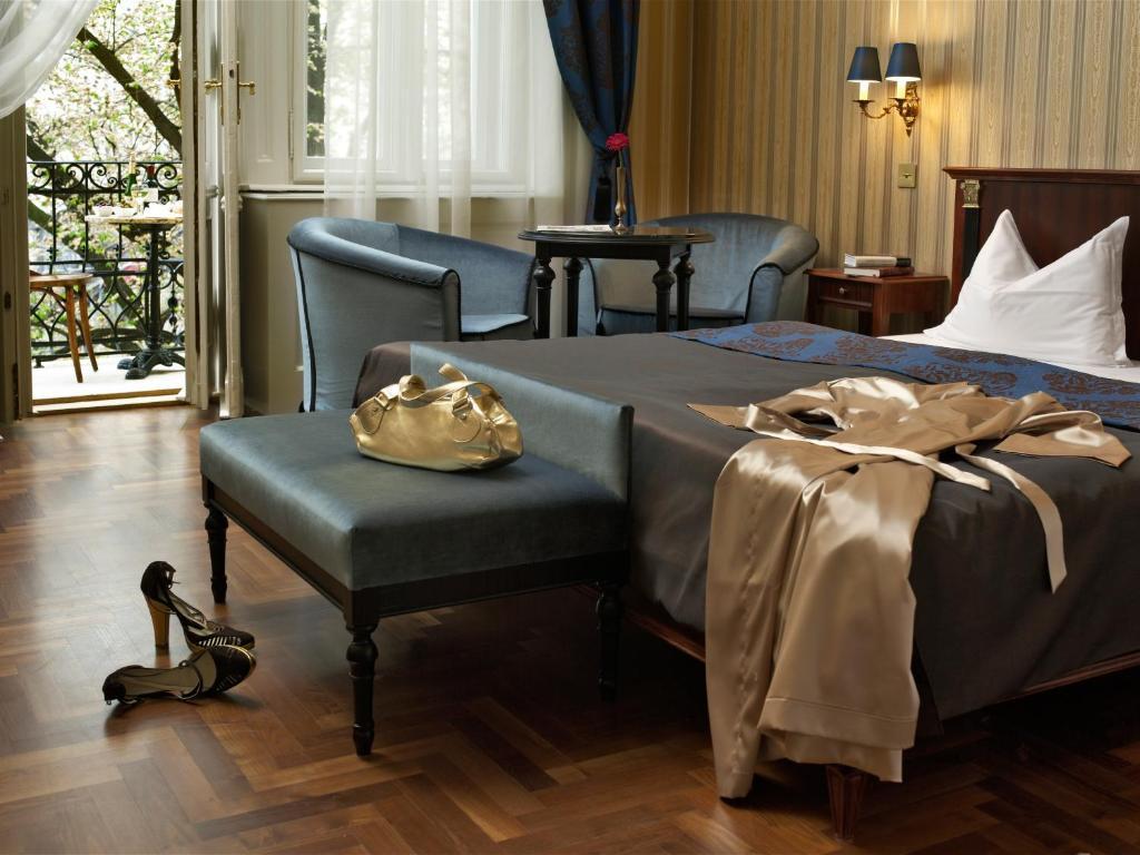 Deluxe Double Room with Balcony,1216497892:JPEG