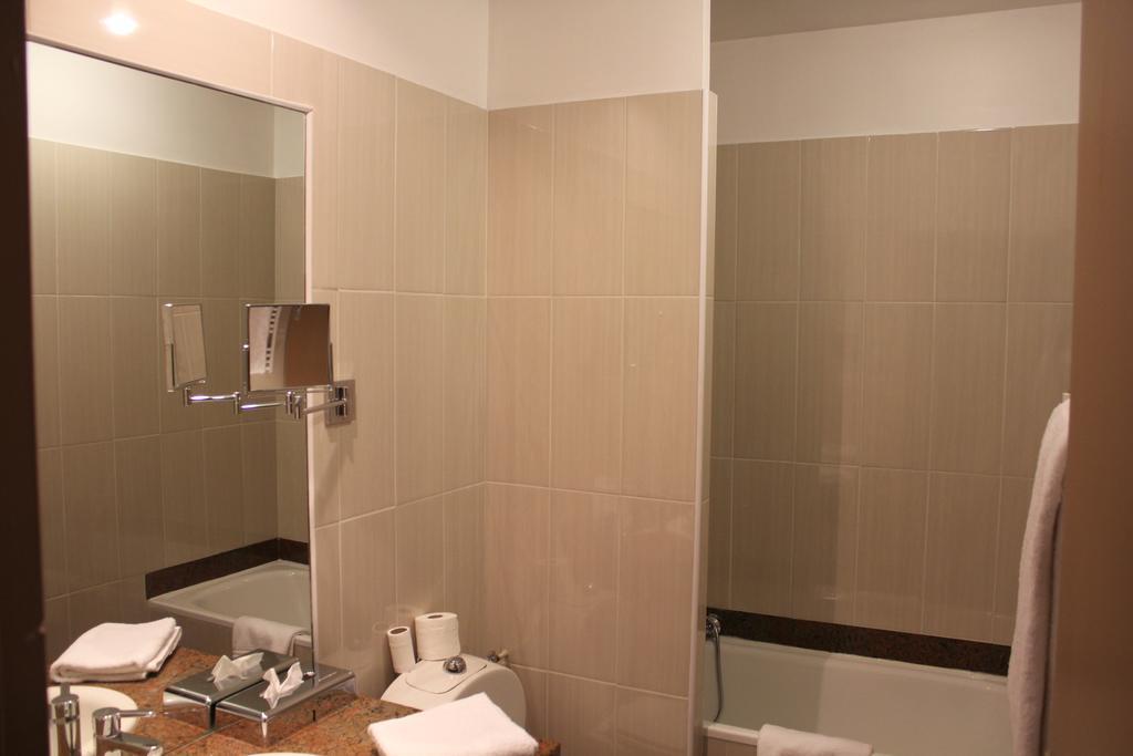 Standard Two-Bedroom Apartment,393697305:JPEG