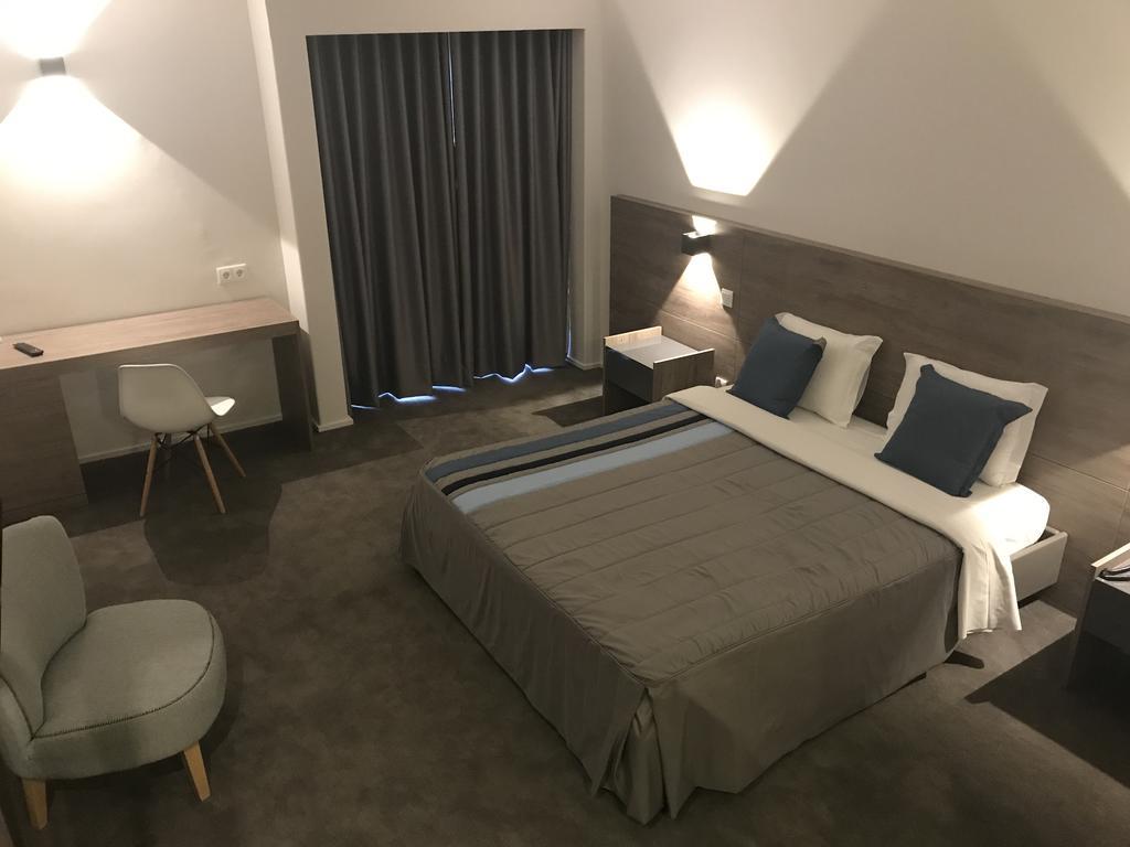Doppelzimmer mit Flussblick