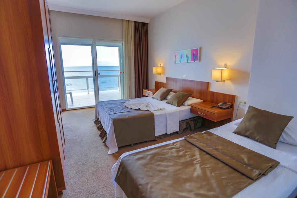 Superior Triple Room with Sea View,966564925:JPEG